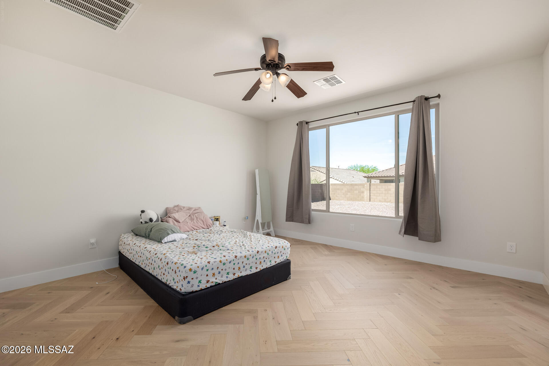 Camino De Oeste SQ20171600112 - Residential