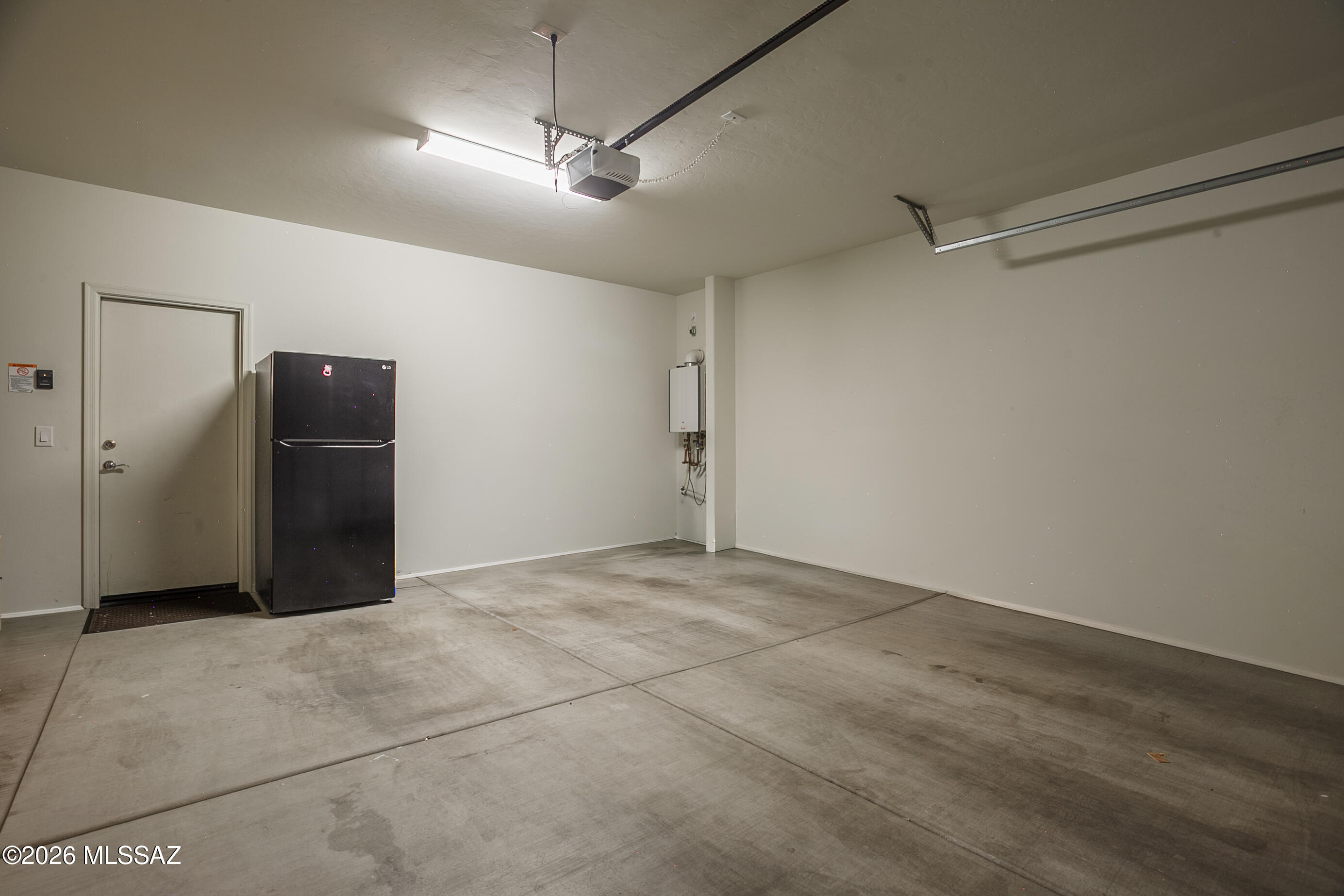Camino De Oeste SQ20171600112 - Residential