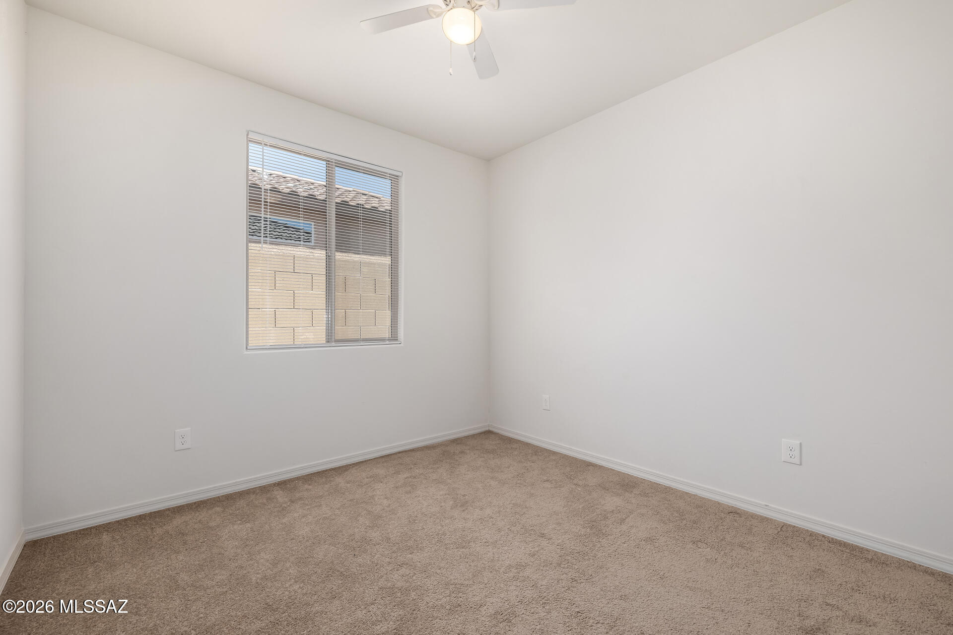 Camino De Oeste SQ20171600112 - Residential