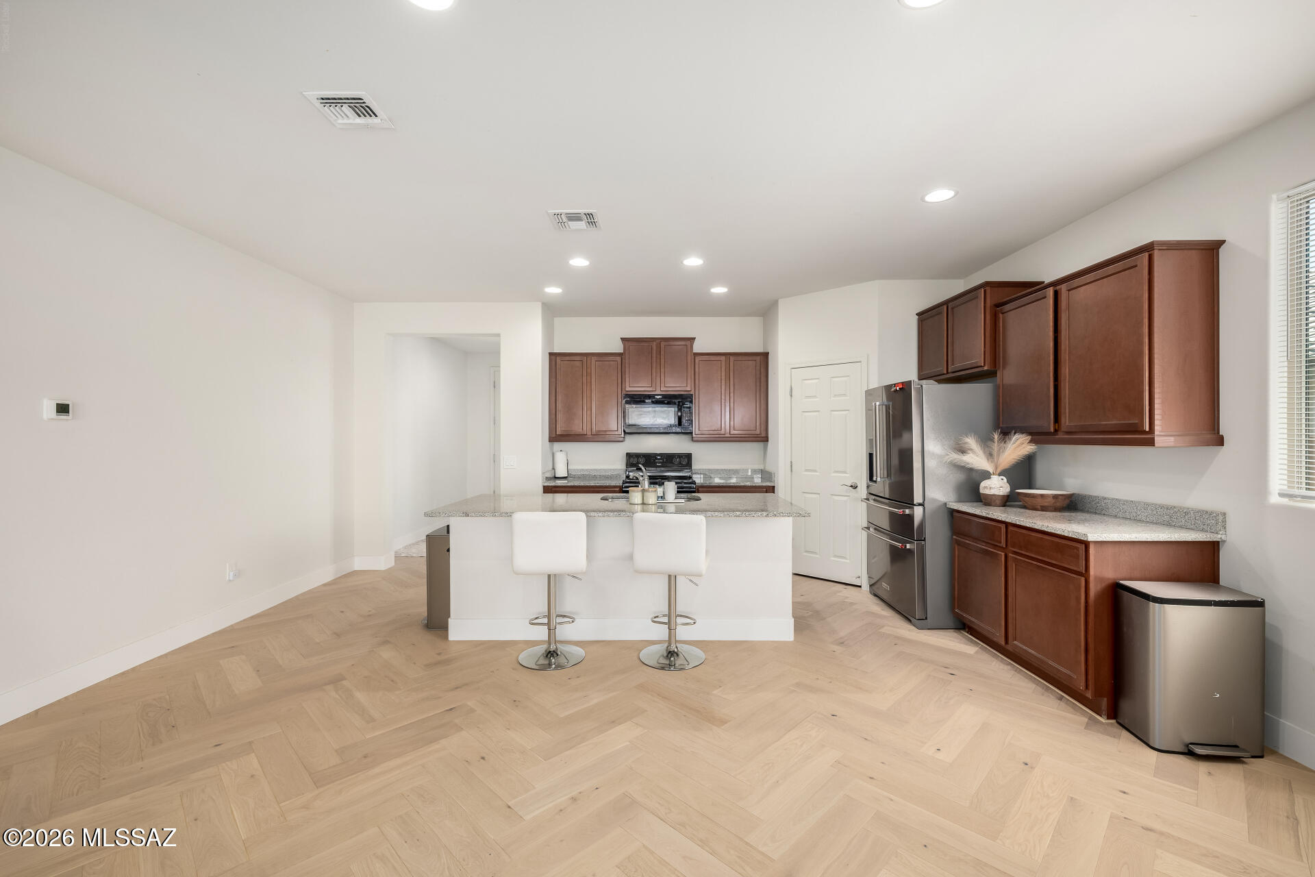 Camino De Oeste SQ20171600112 - Residential