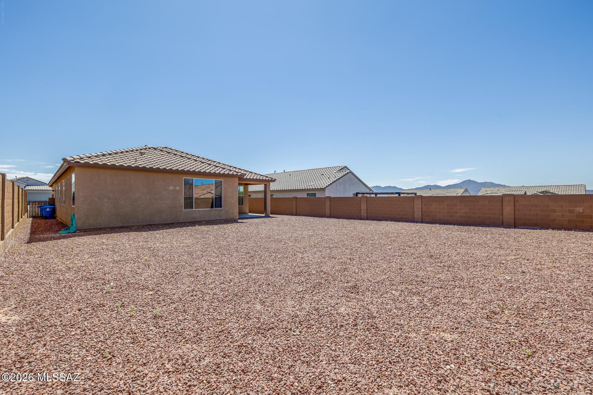 Camino De Oeste SQ20171600112 - Residential