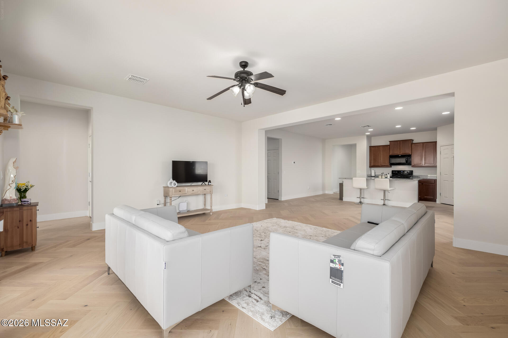 Camino De Oeste SQ20171600112 - Residential