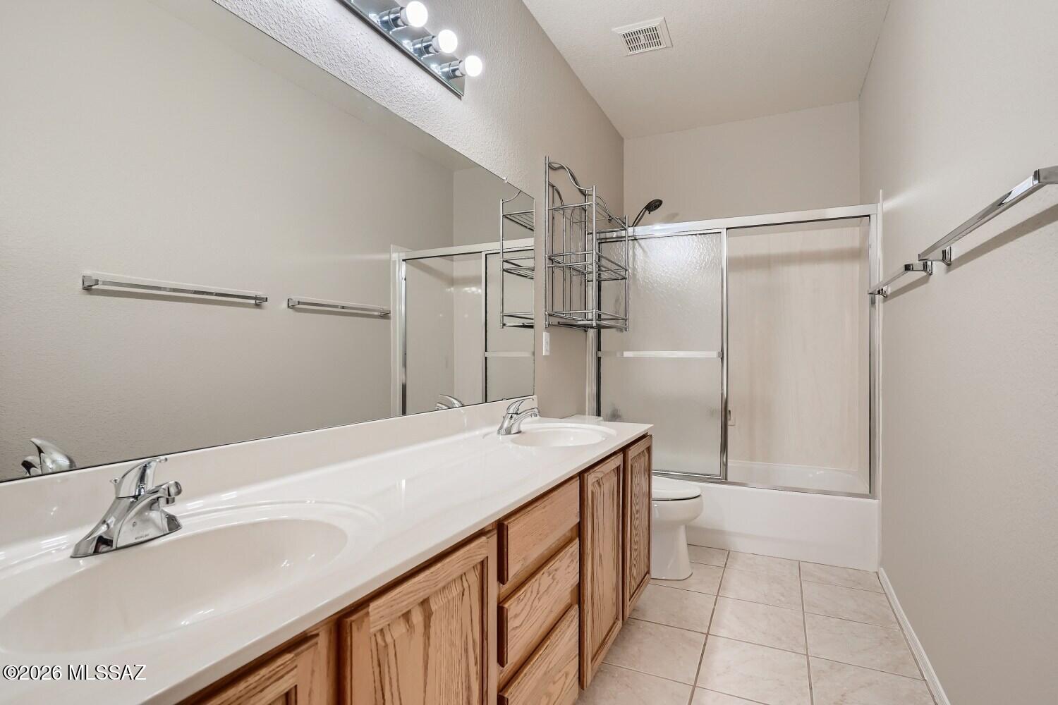 AVAILABLE NOW! 

** All Atlas Real Estate residents are enrolled in the Resident Benefits Package (RBP) at a monthly rate of $60/month with a one-time utility set-up fee of $30. Fee includes Renters Insurance, HVAC air filter delivery (for applicable properties), utility concierge service making utility connection a breeze during your move-in, our best-in-class resident rewards program, and much more! More details upon application. **
Pet Policy: (Pet screening application required) Pets accepted! $300 one time pet fee (per pet) is due at the time of move in. As low as $35 monthly pet rent (per pet).