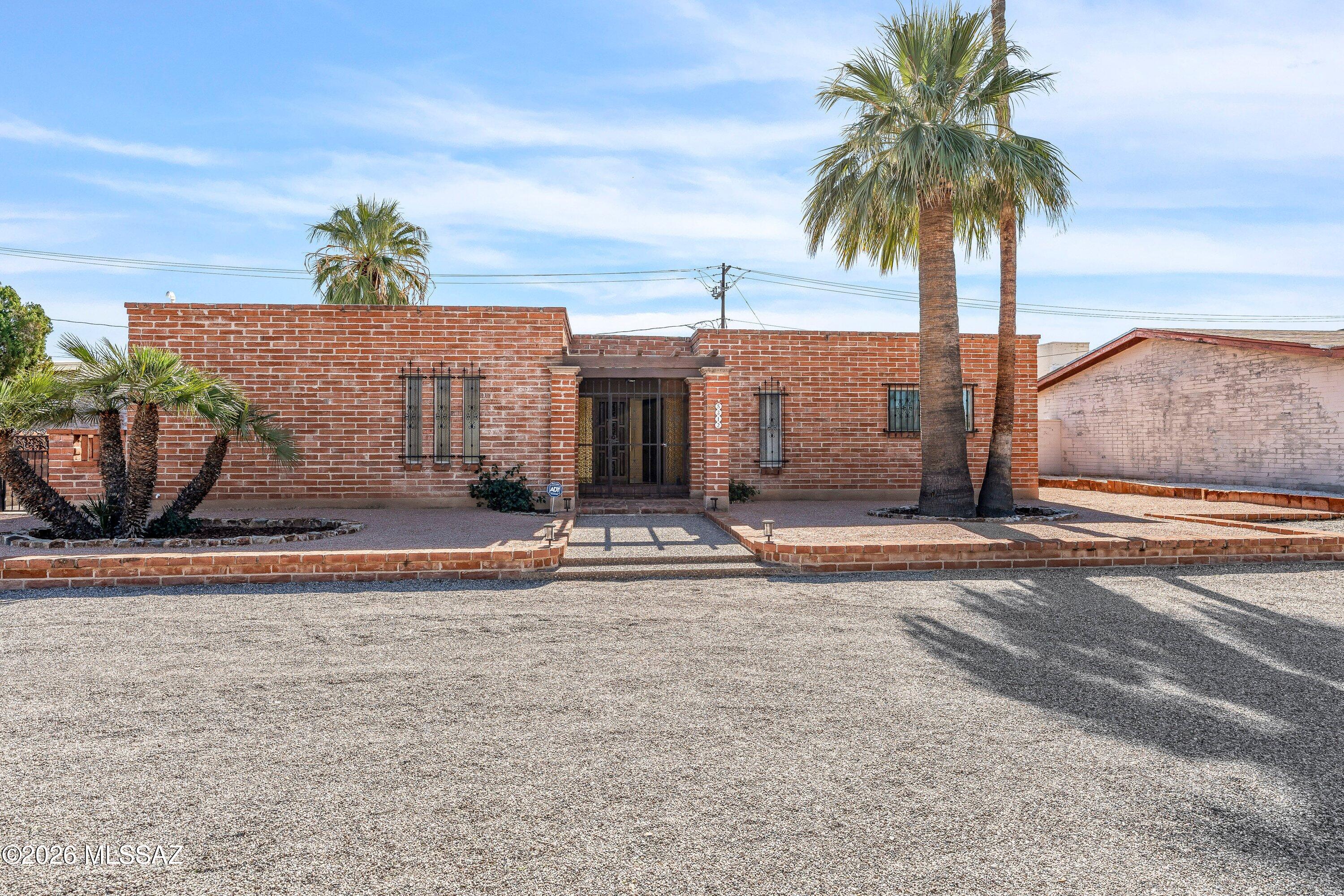 Casa Mesa - Residential