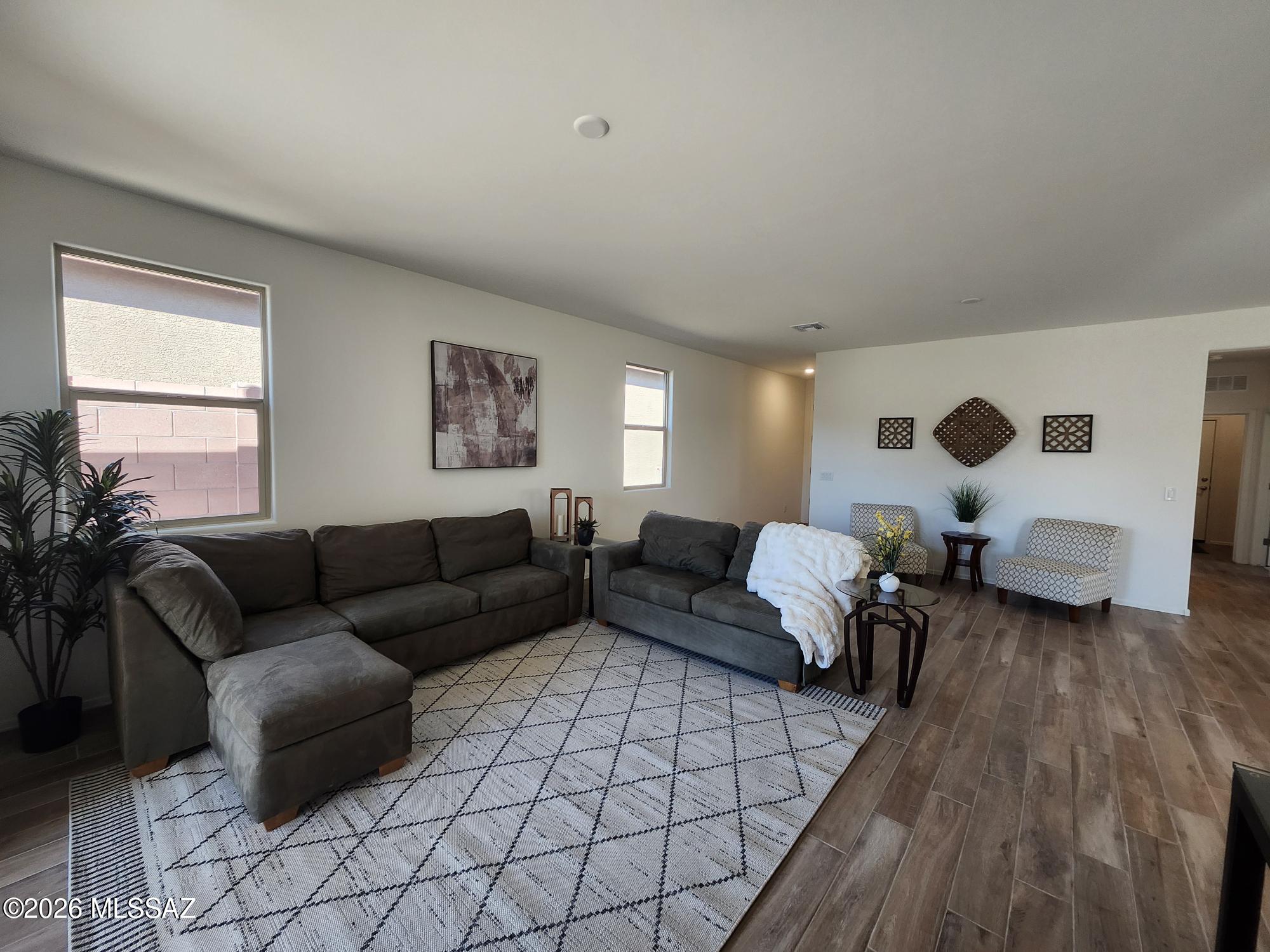 Vista Del Oro (1-108) - Residential