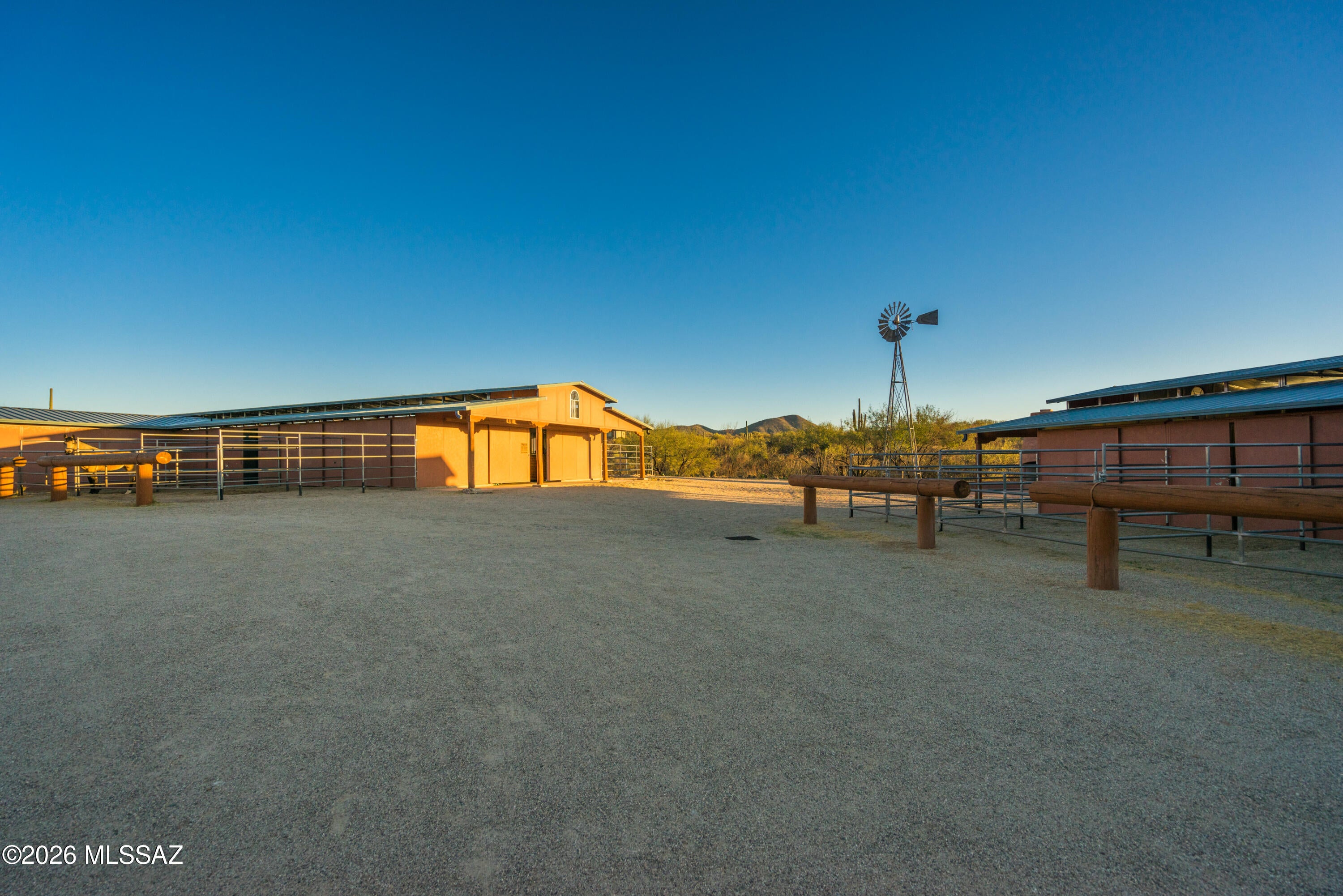 Coyote Creek (1-395) - Land