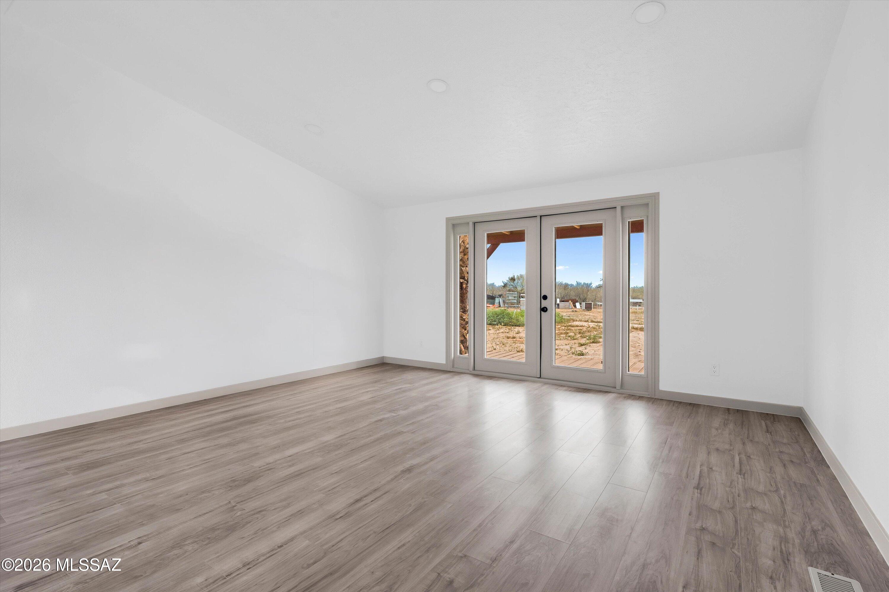 Silverbell West (1-92) - Residential