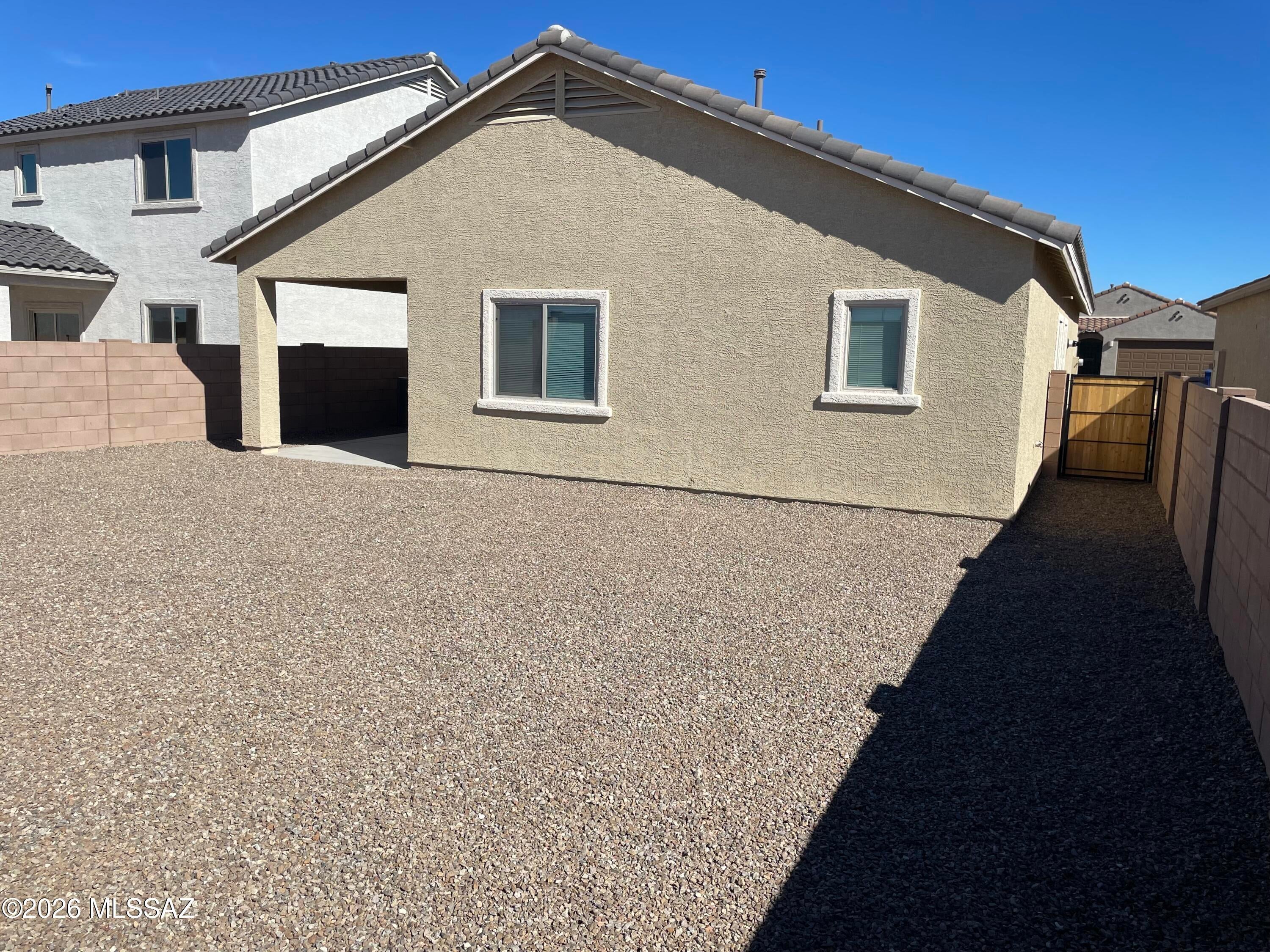 La Estancia De Tucson (1-330) - Residential Lease