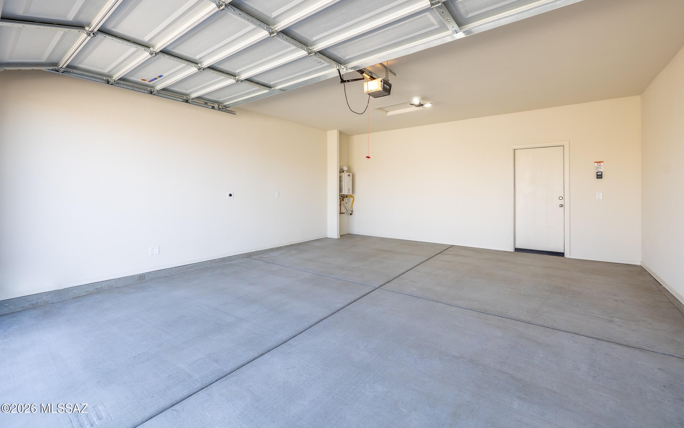 La Estancia De Tucson (1-330) - Residential Lease
