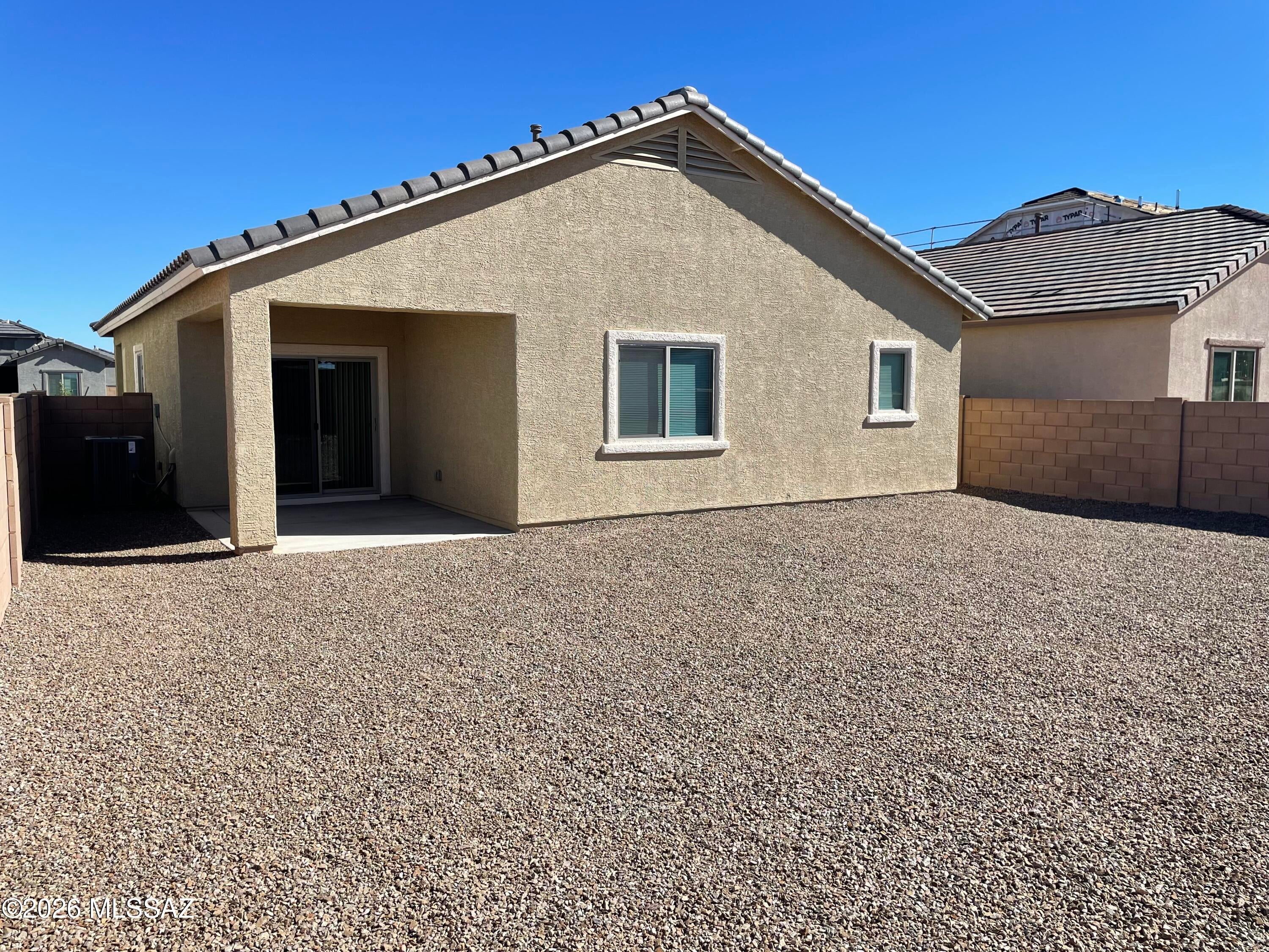 La Estancia De Tucson (1-330) - Residential Lease