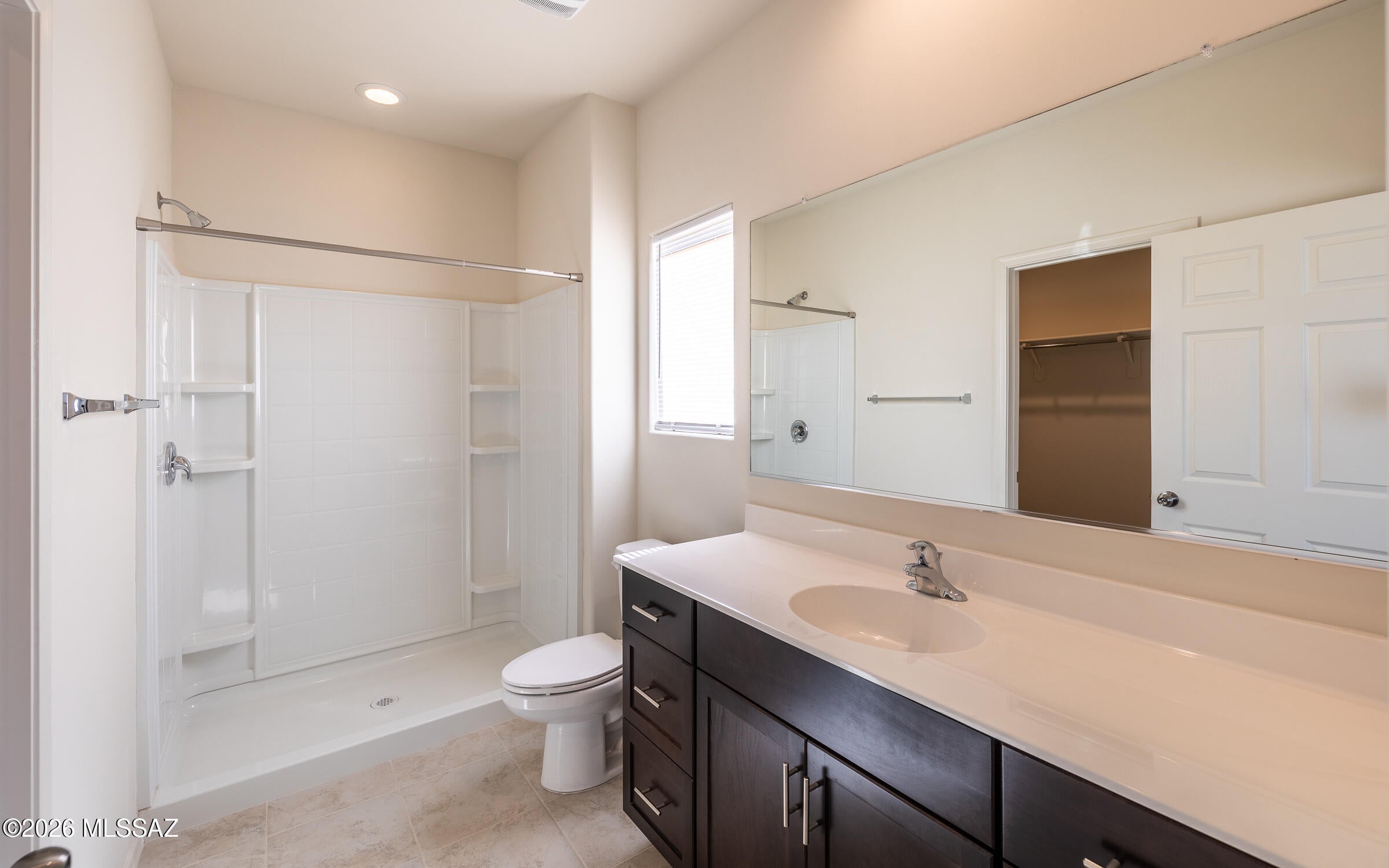 La Estancia De Tucson (1-330) - Residential Lease