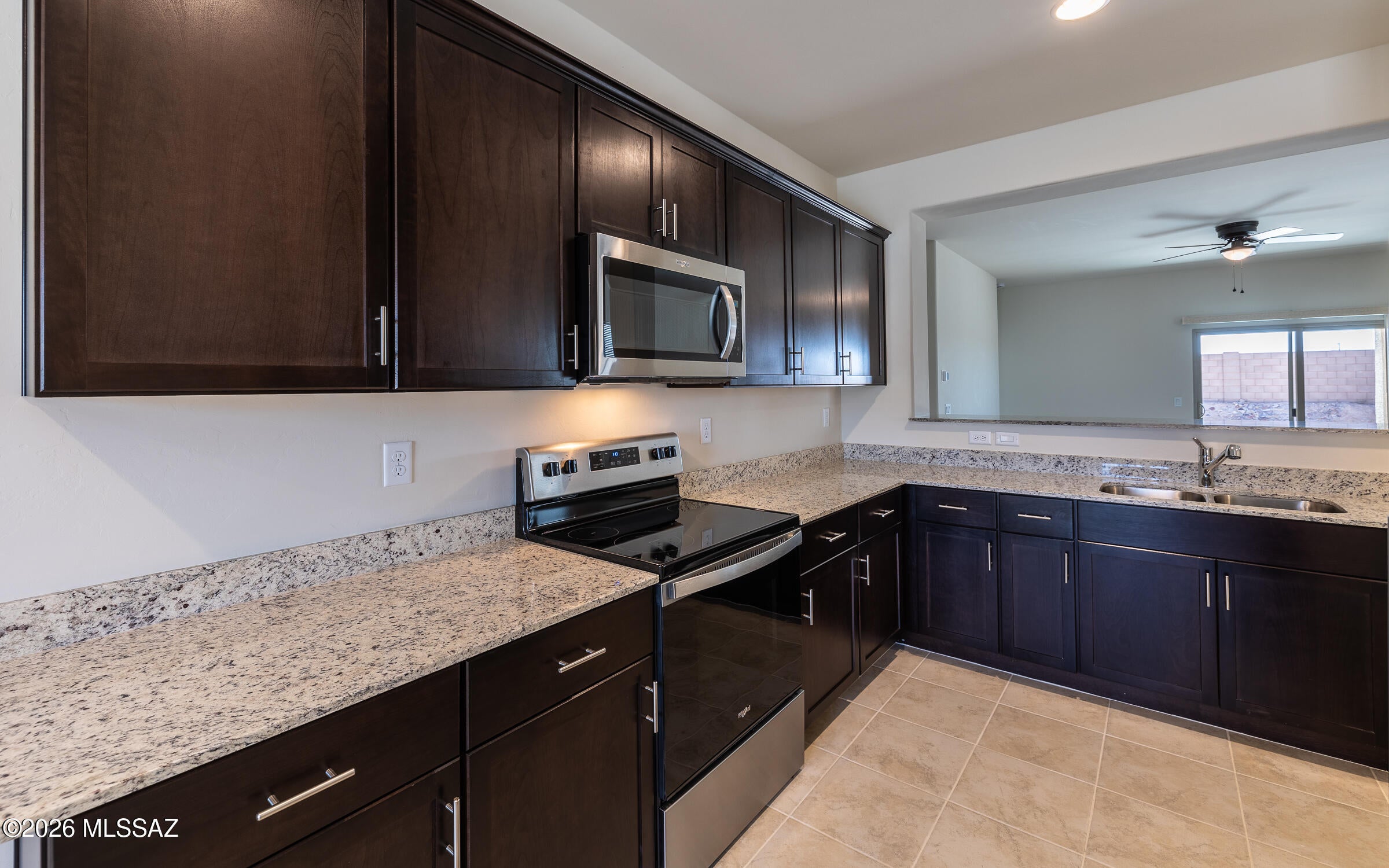 La Estancia De Tucson (1-330) - Residential Lease