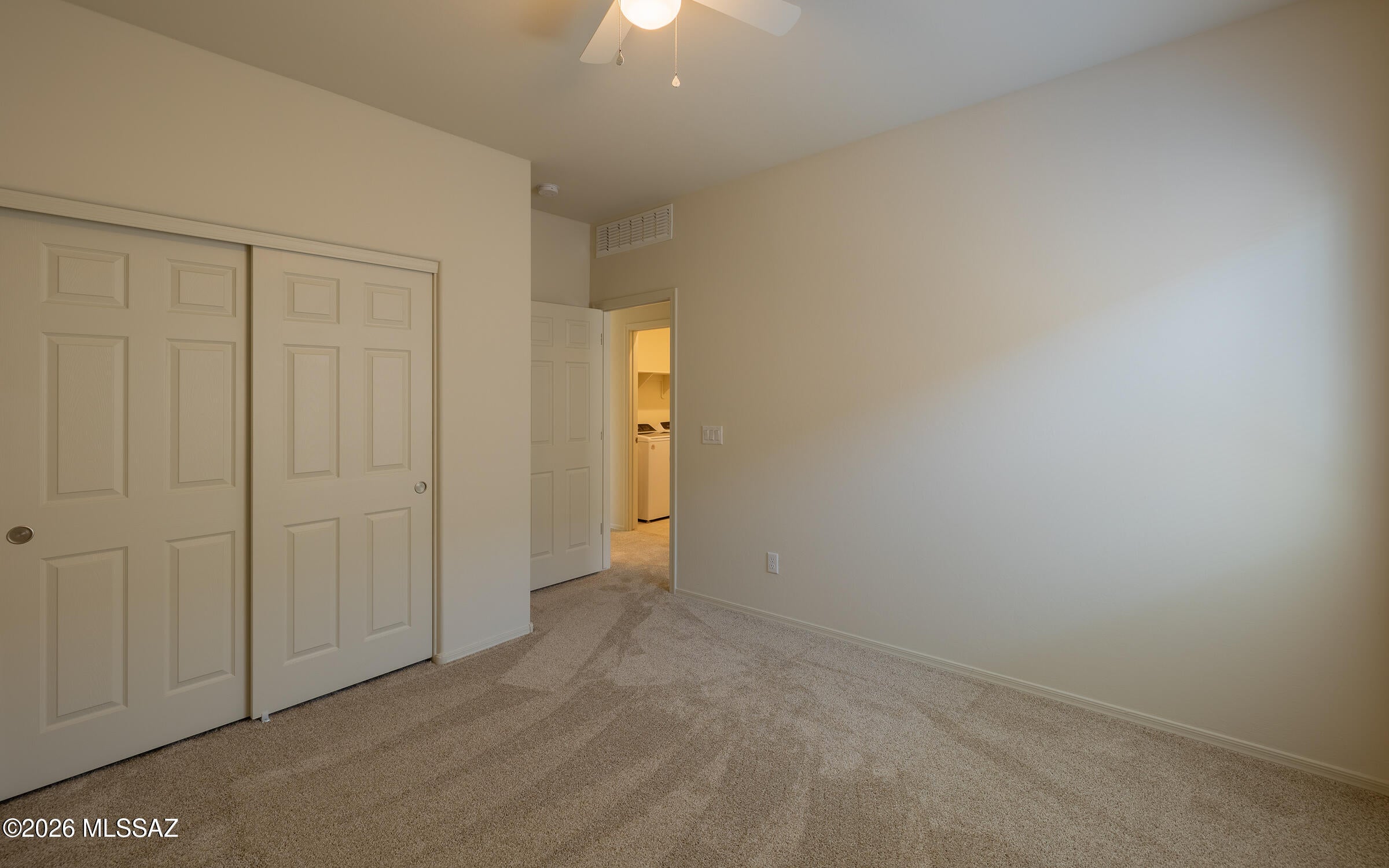 La Estancia De Tucson (1-330) - Residential Lease