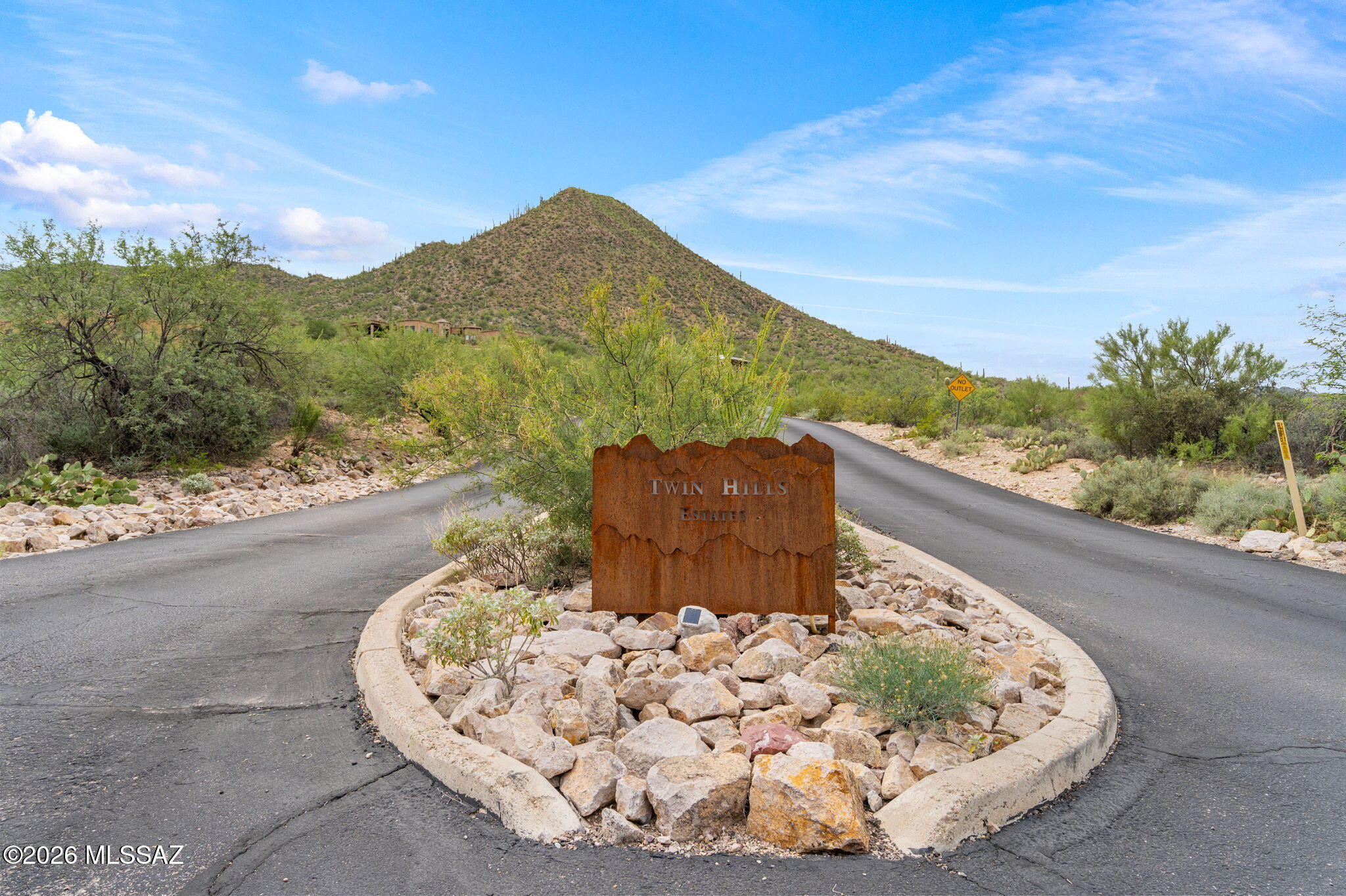 Twin Hills Estates (1-28) - Residential Lease