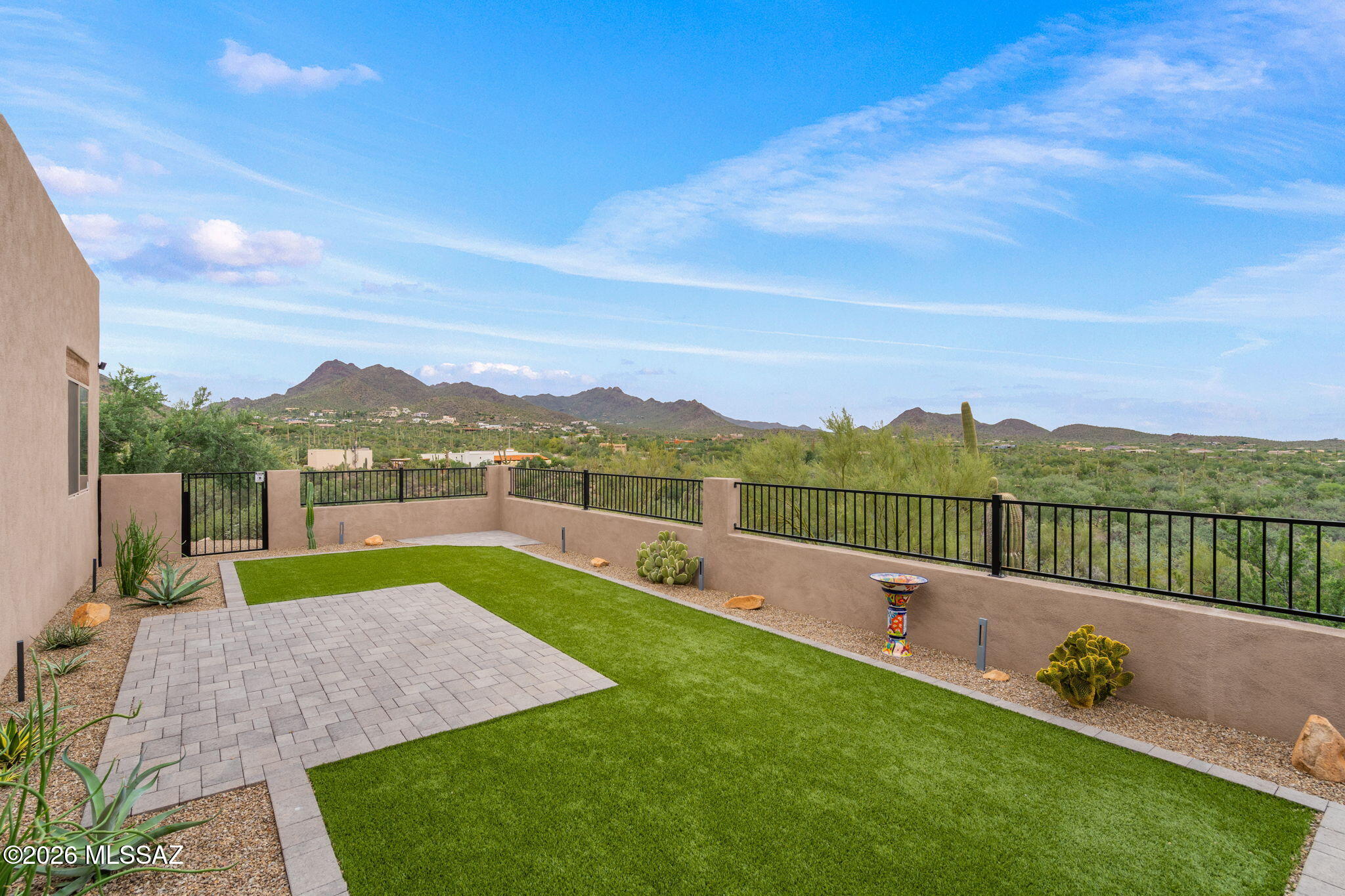Twin Hills Estates (1-28) - Residential Lease