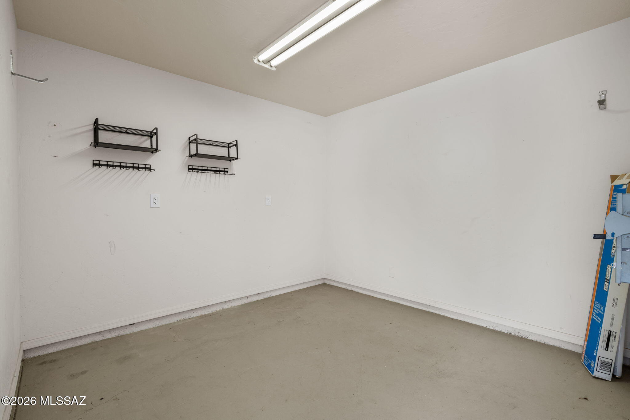 Twin Hills Estates (1-28) - Residential Lease