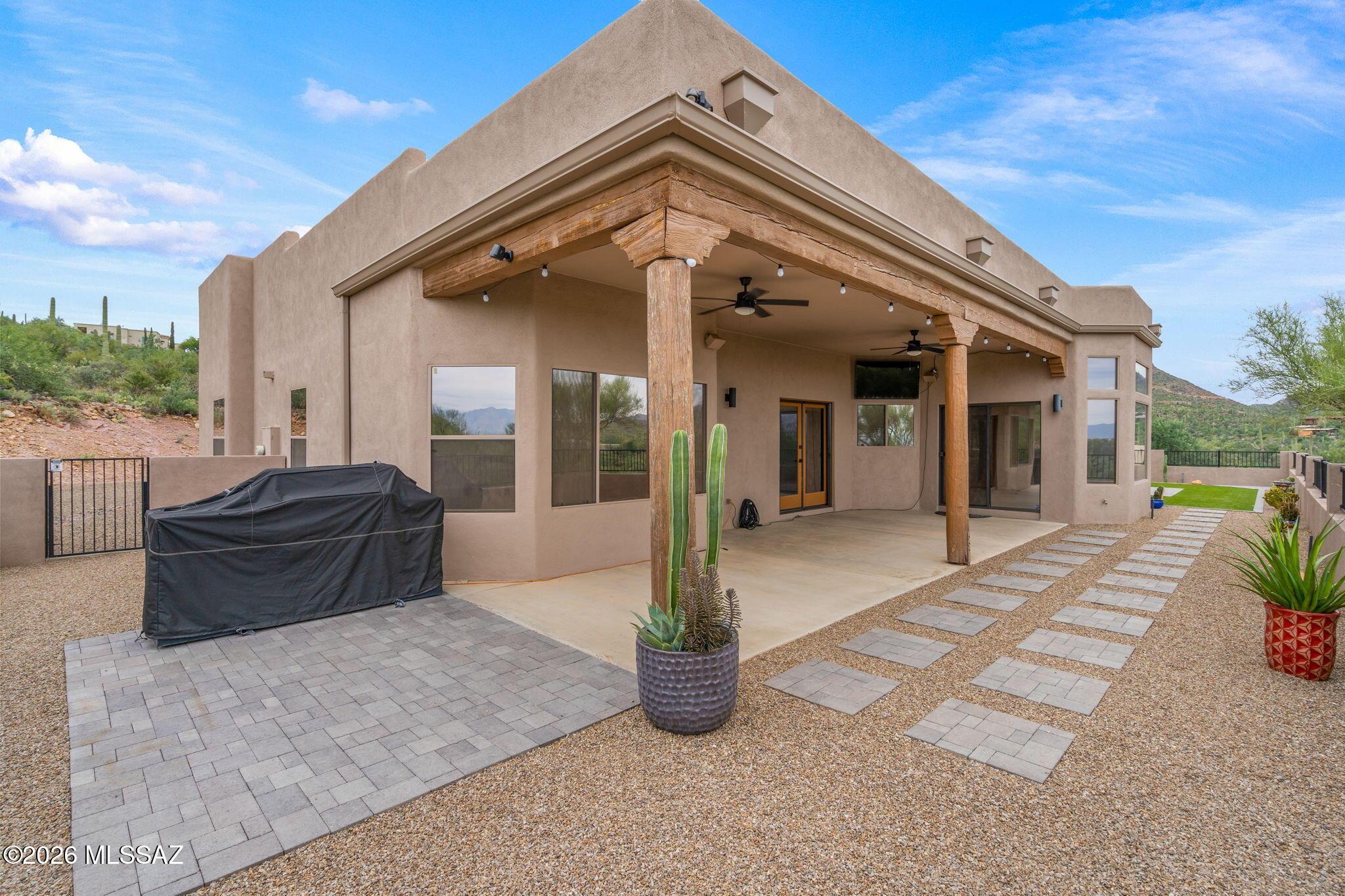 Twin Hills Estates (1-28) - Residential Lease