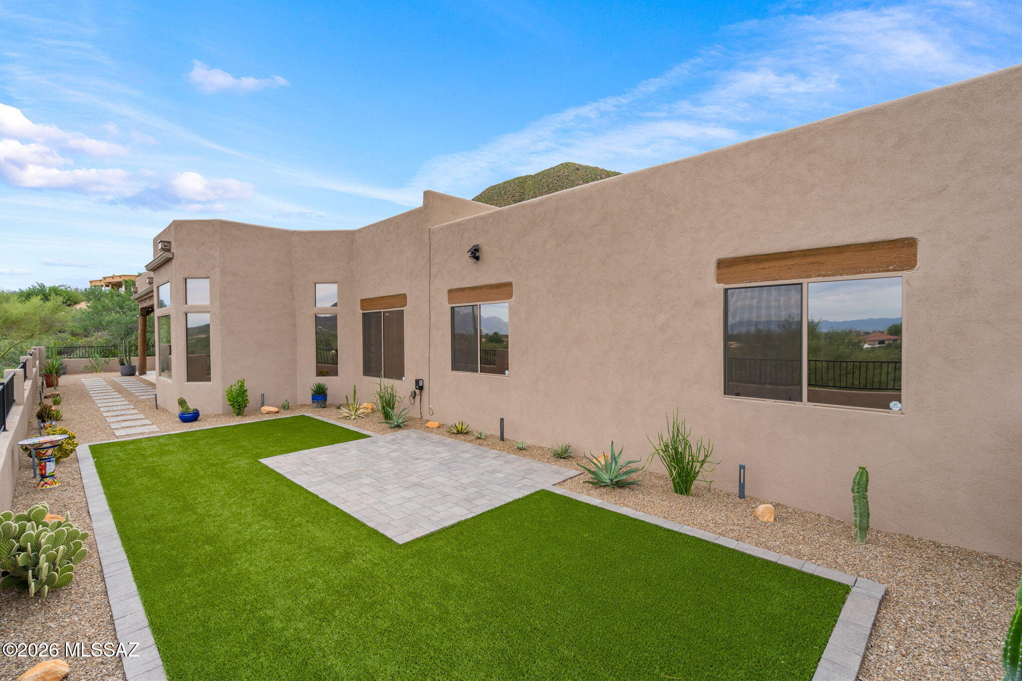 Twin Hills Estates (1-28) - Residential Lease