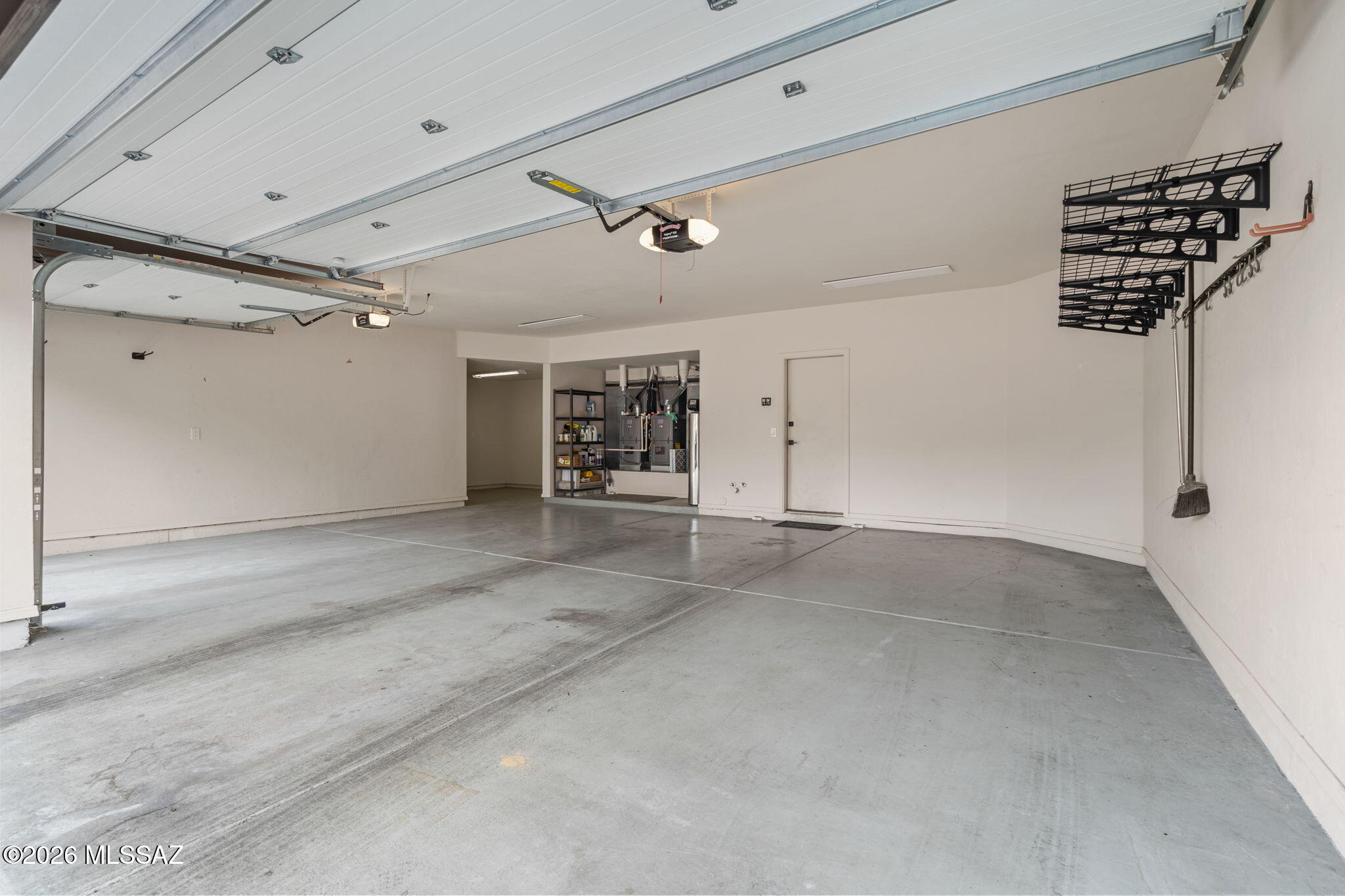 Twin Hills Estates (1-28) - Residential Lease