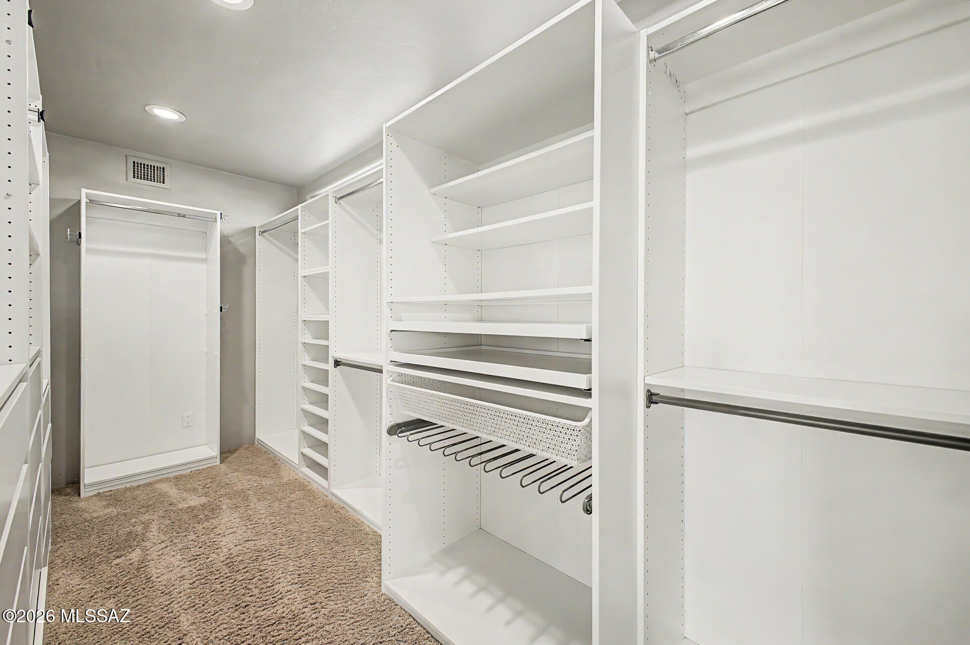La Reserve (1-24) - Residential
