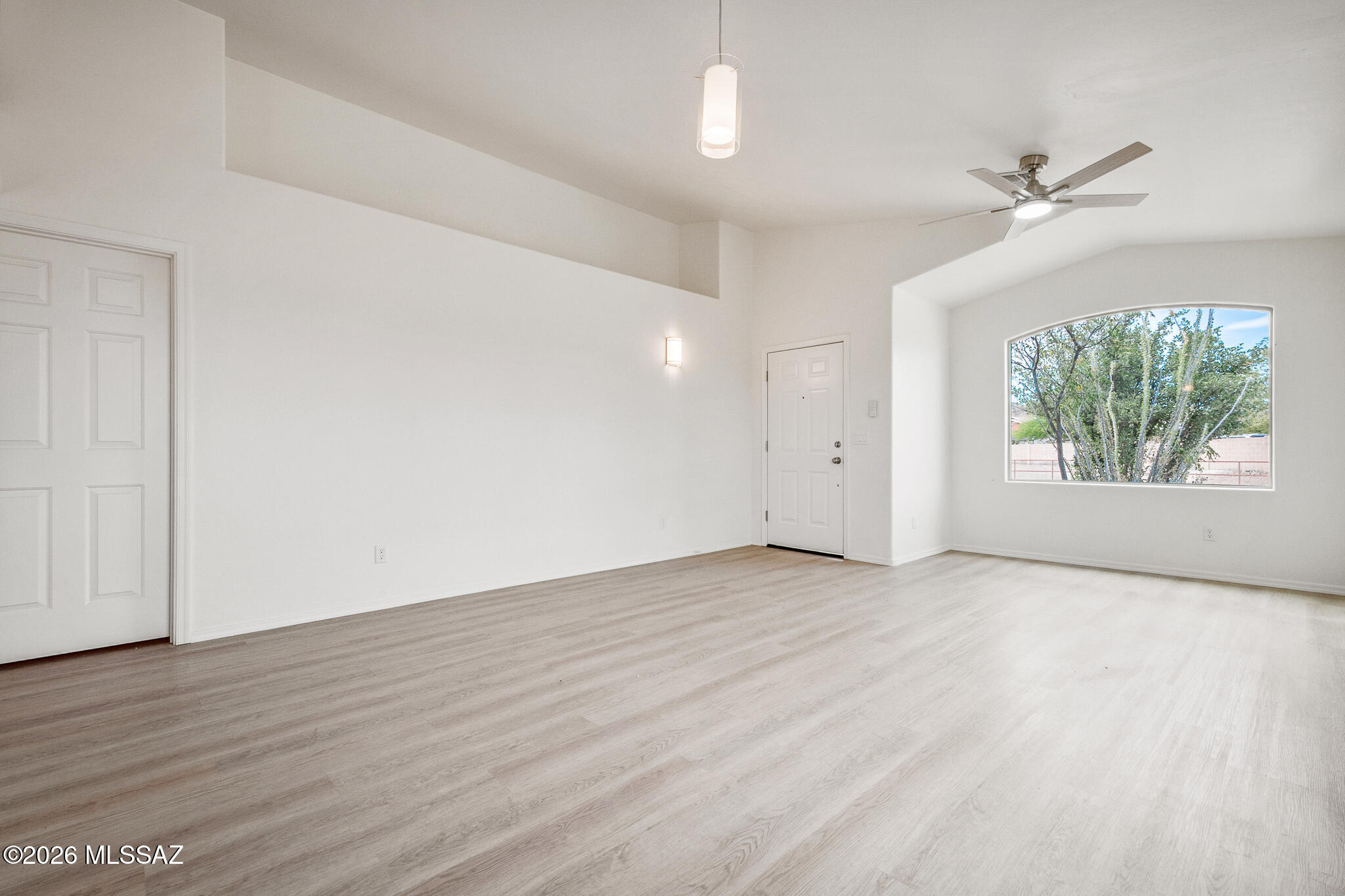 Mission West (1-370) - Residential