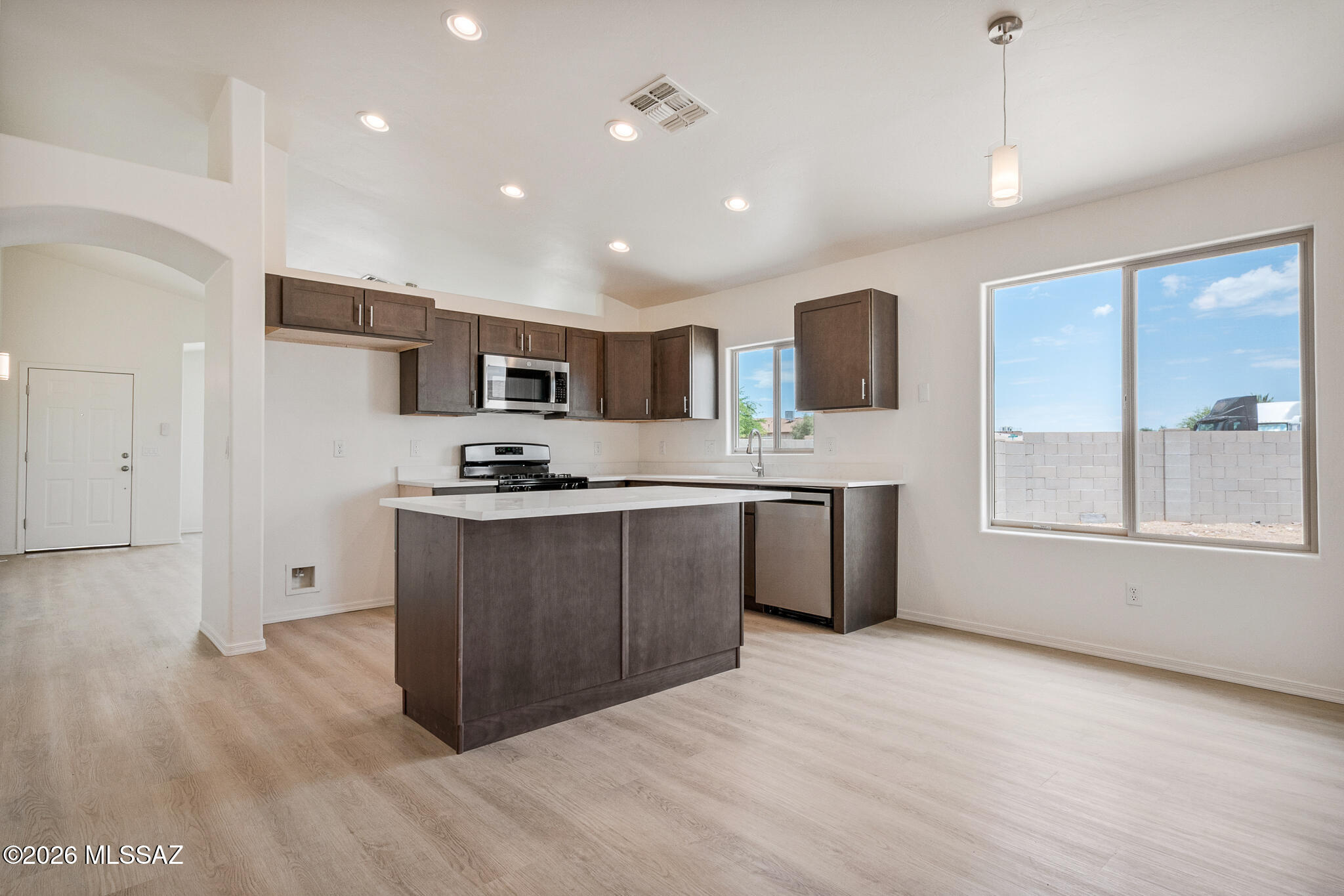 Mission West (1-370) - Residential