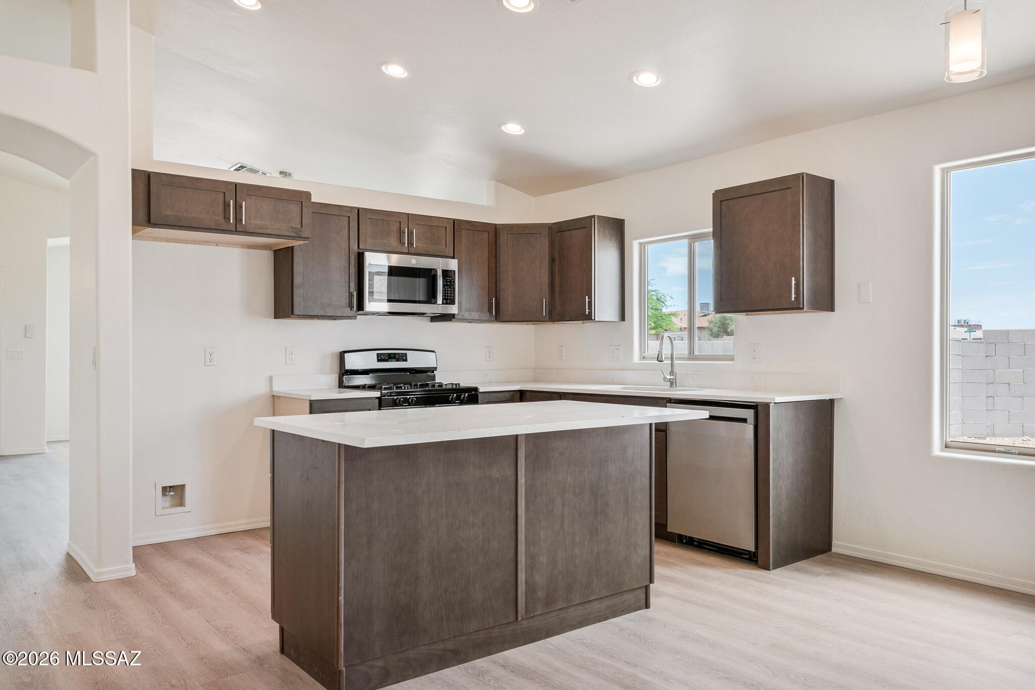 Mission West (1-370) - Residential