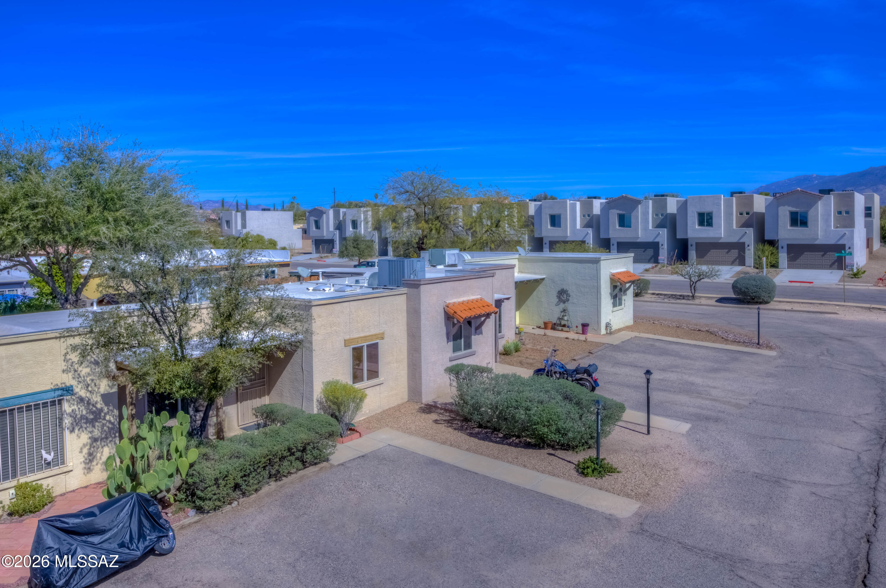 Rivendell Twnhss Unit II (47-105) - Residential