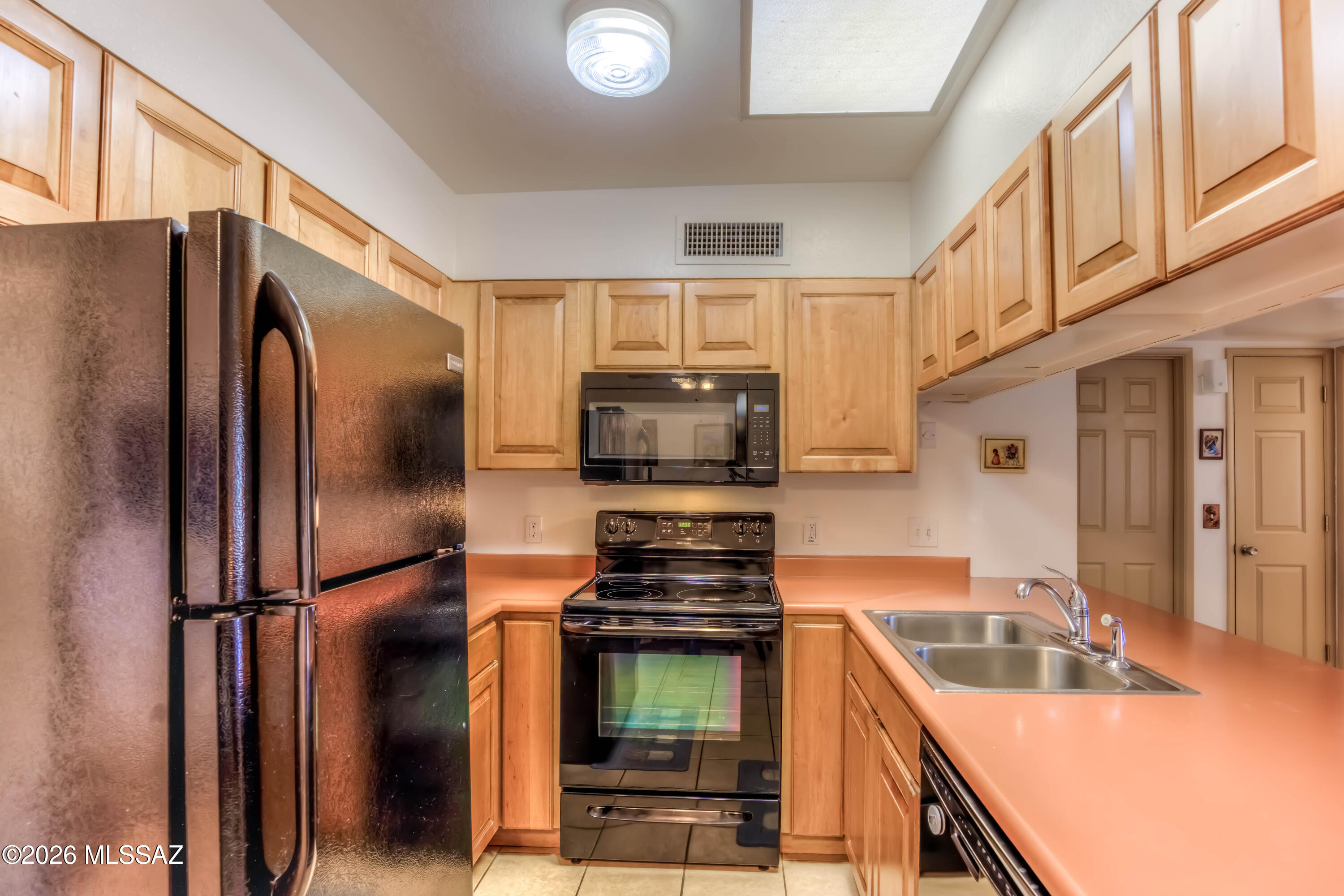Rivendell Twnhss Unit II (47-105) - Residential
