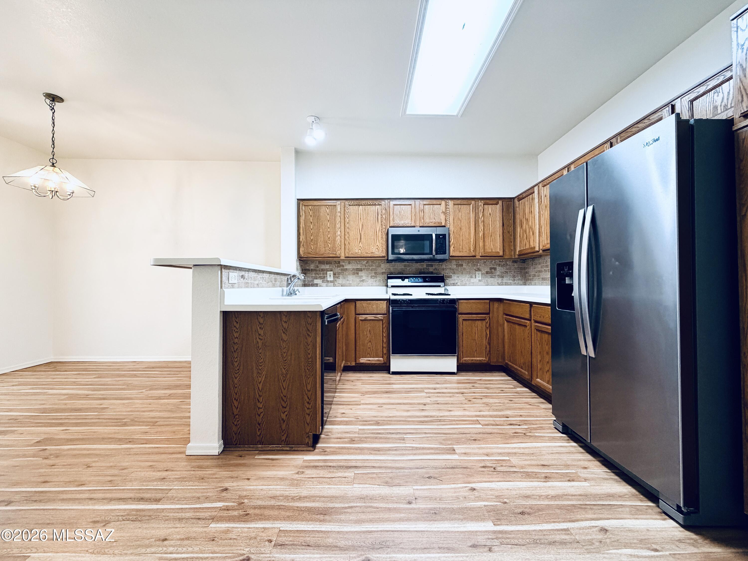 Montego Townhouses (13-68) - Residential Lease