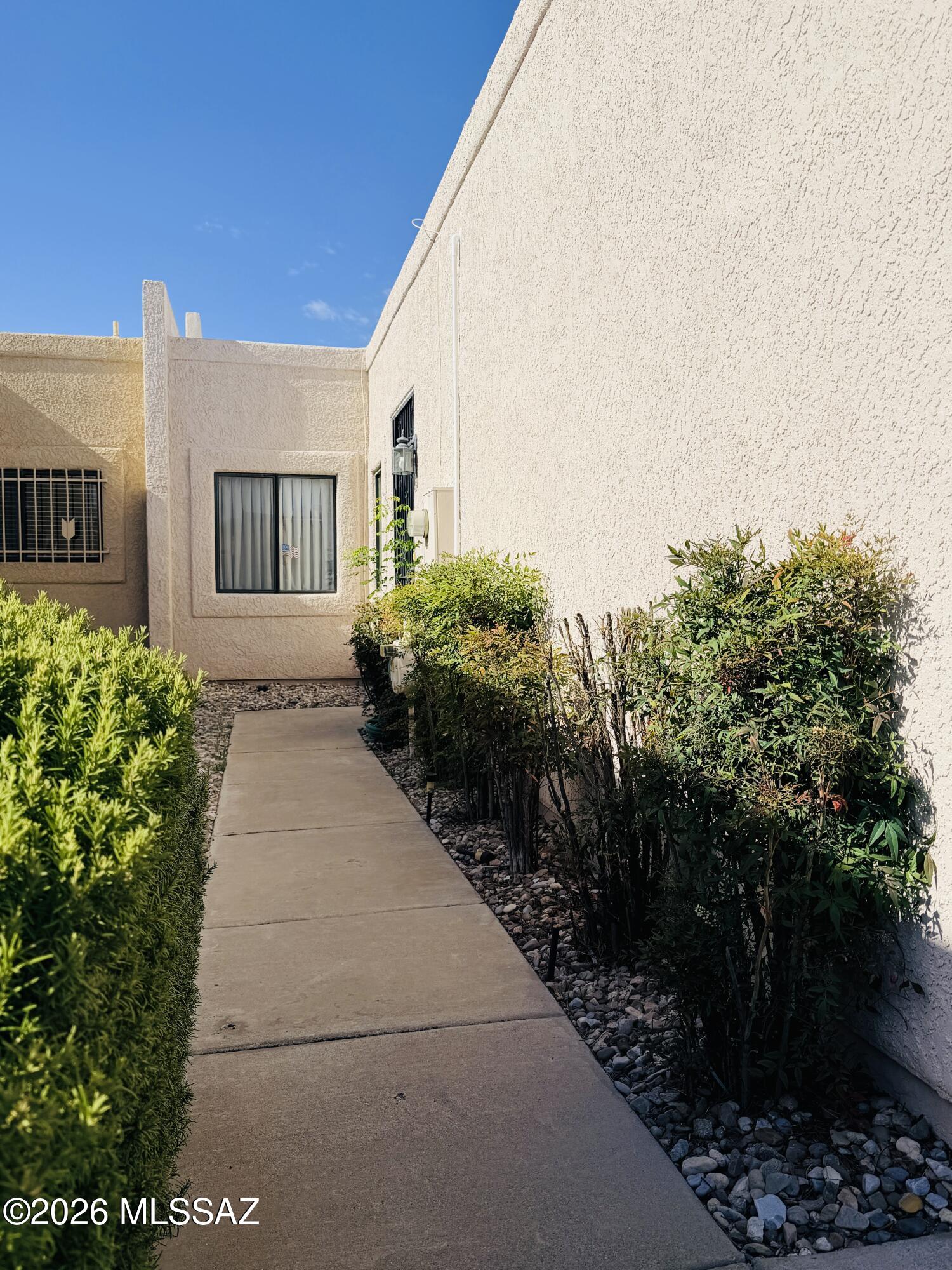 Montego Townhouses (13-68) - Residential Lease