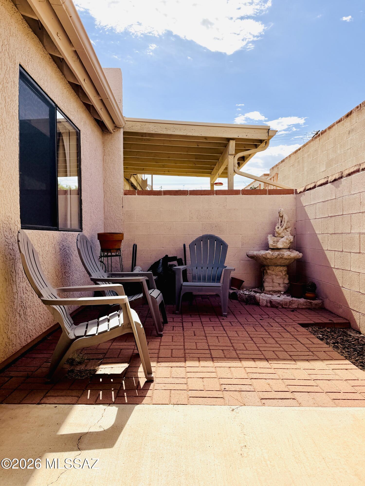 Montego Townhouses (13-68) - Residential Lease