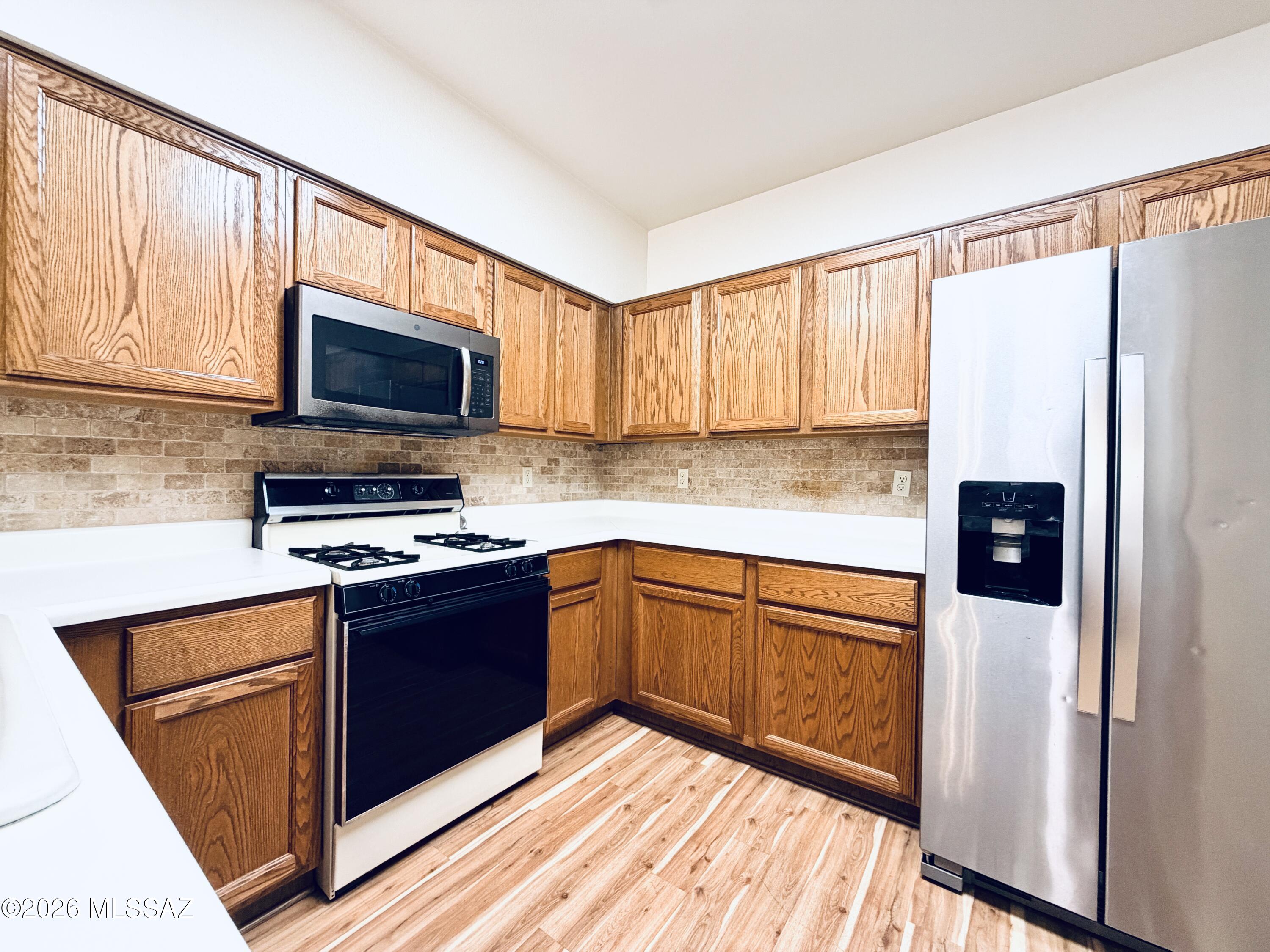 Montego Townhouses (13-68) - Residential Lease