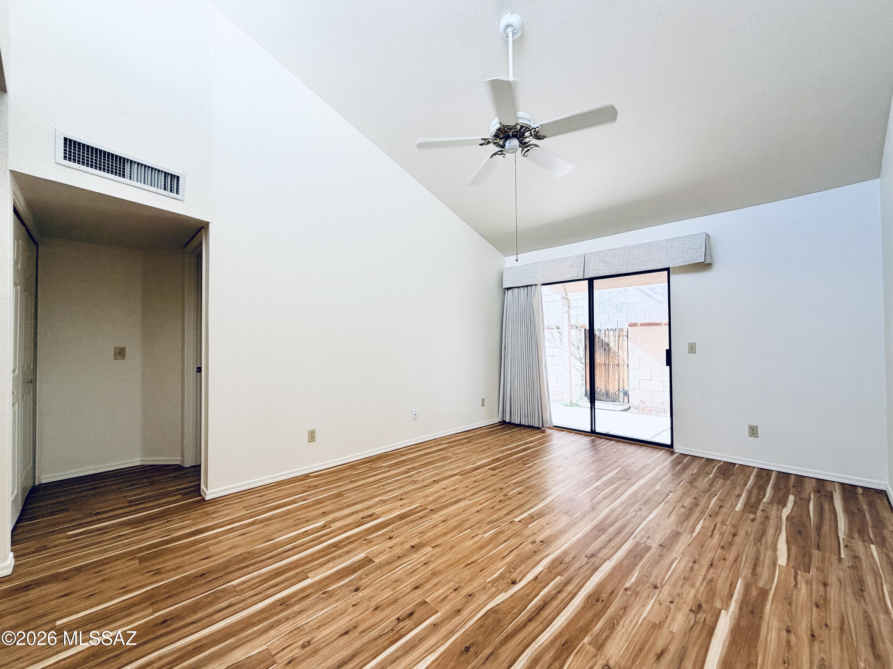 Montego Townhouses (13-68) - Residential Lease