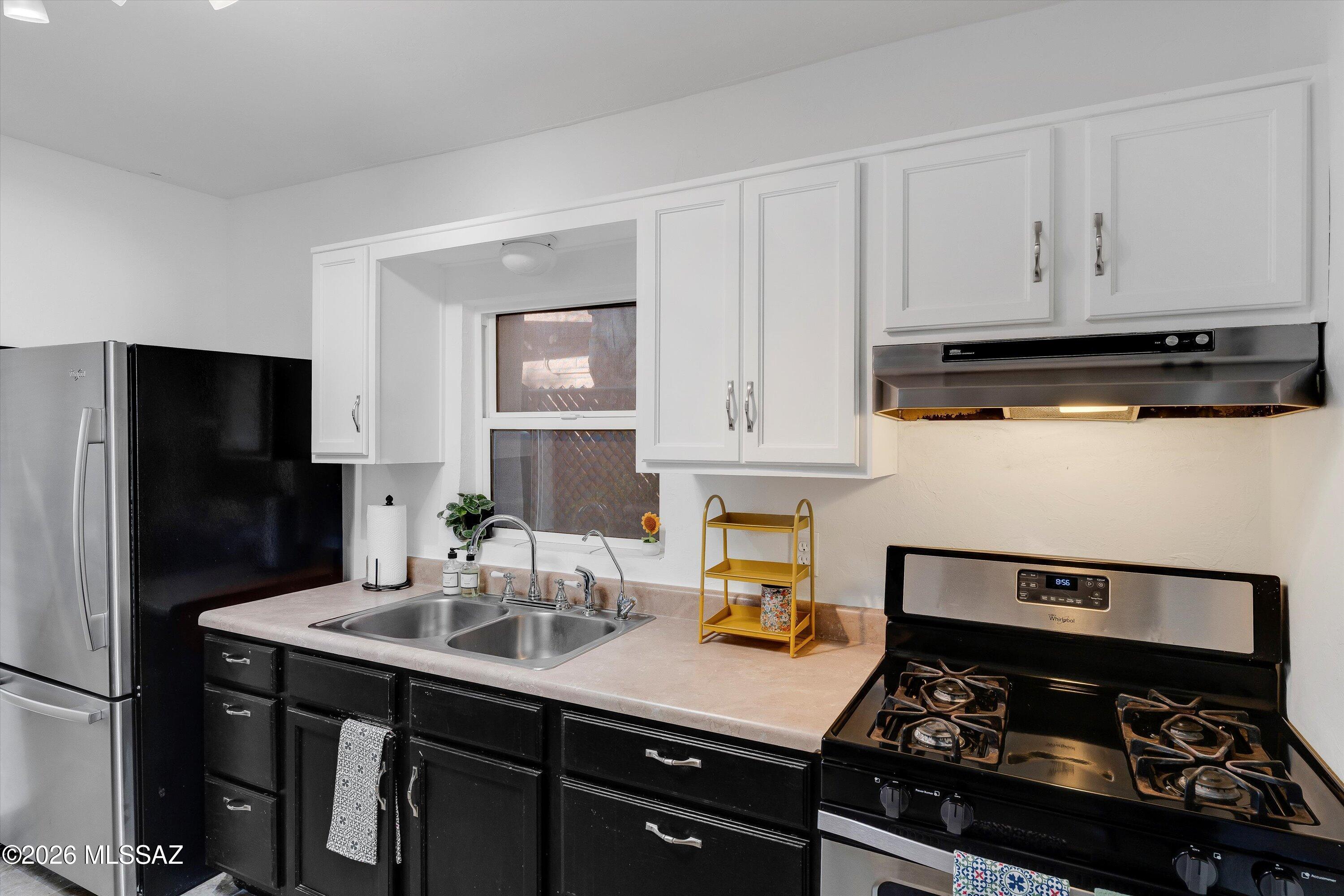 Riverside Park - Residential Lease