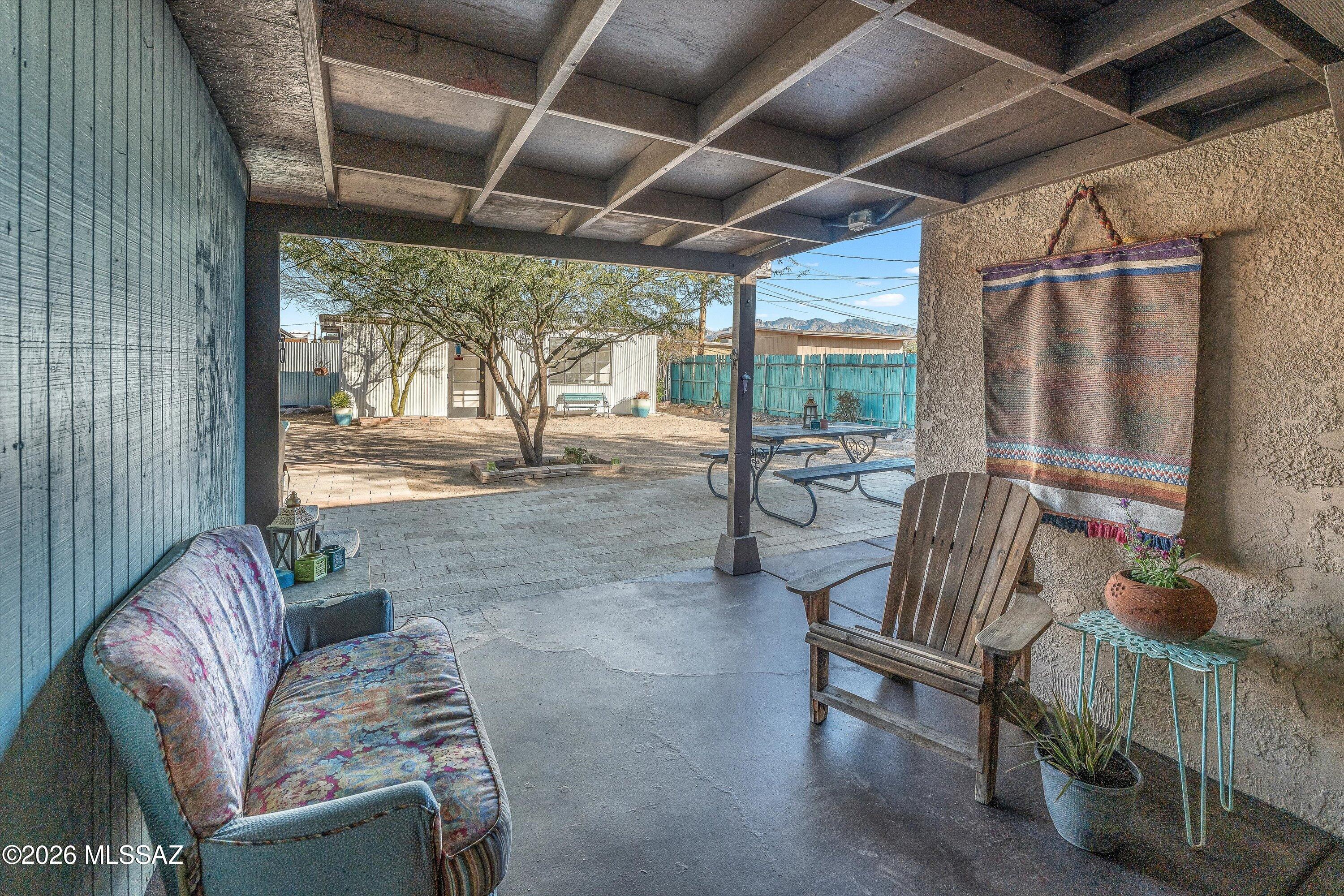 Riverside Park - Residential Lease