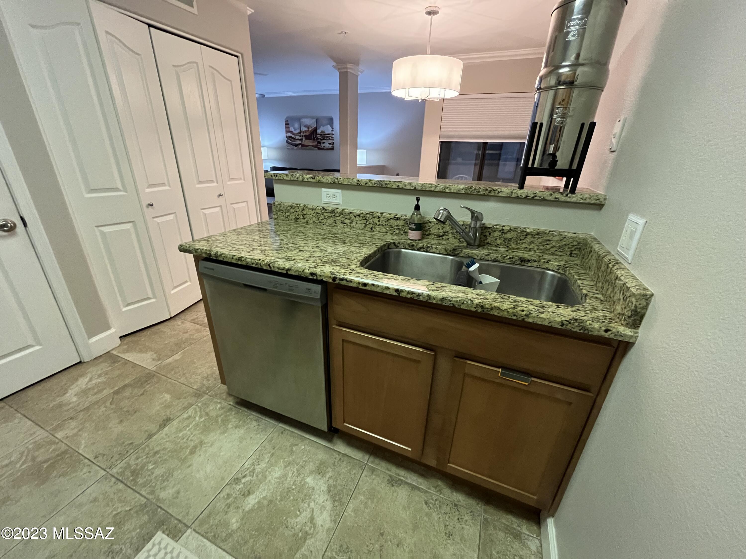 Veranda at Ventana Condominiums - Residential Lease