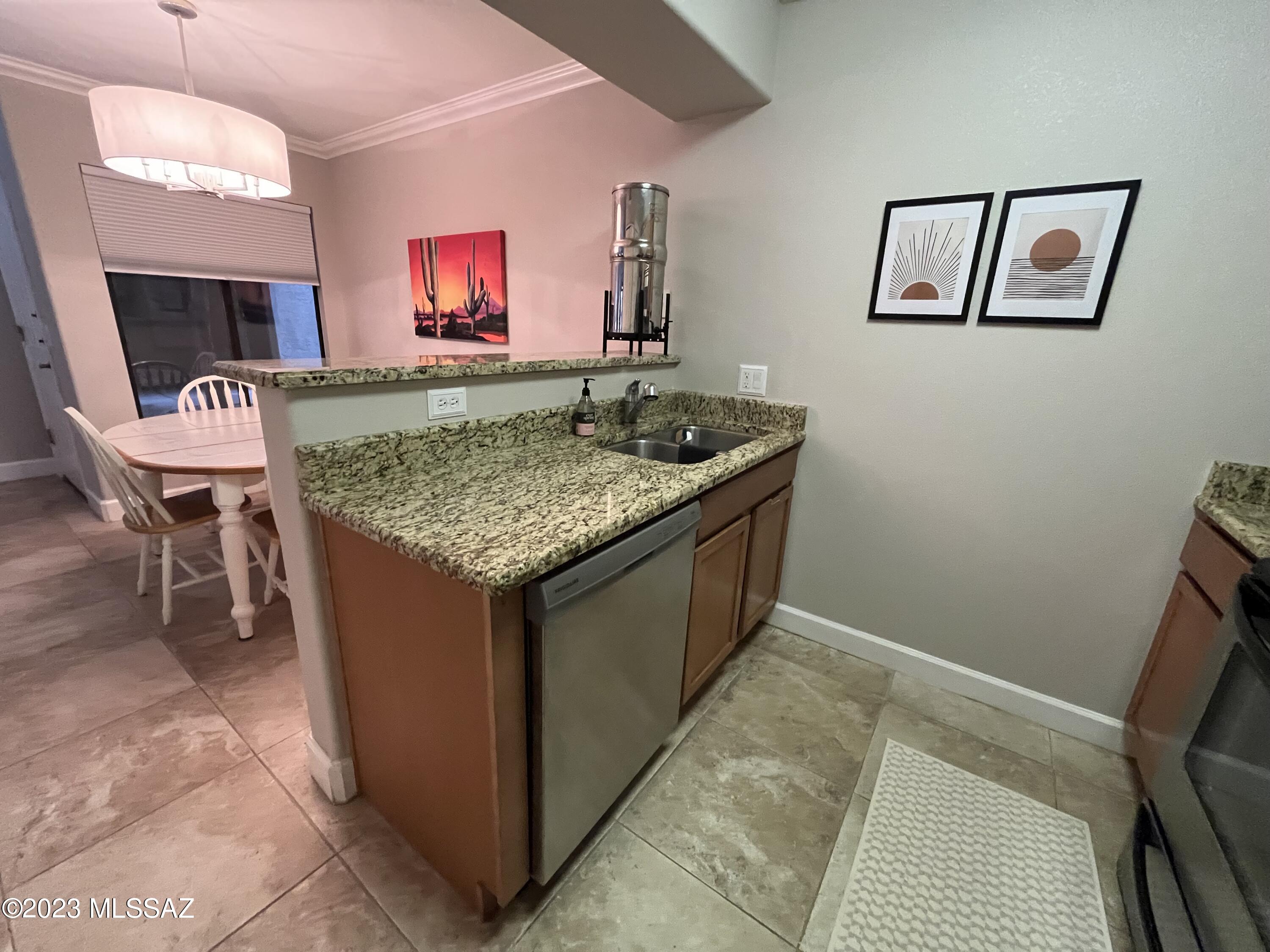 Veranda at Ventana Condominiums - Residential Lease