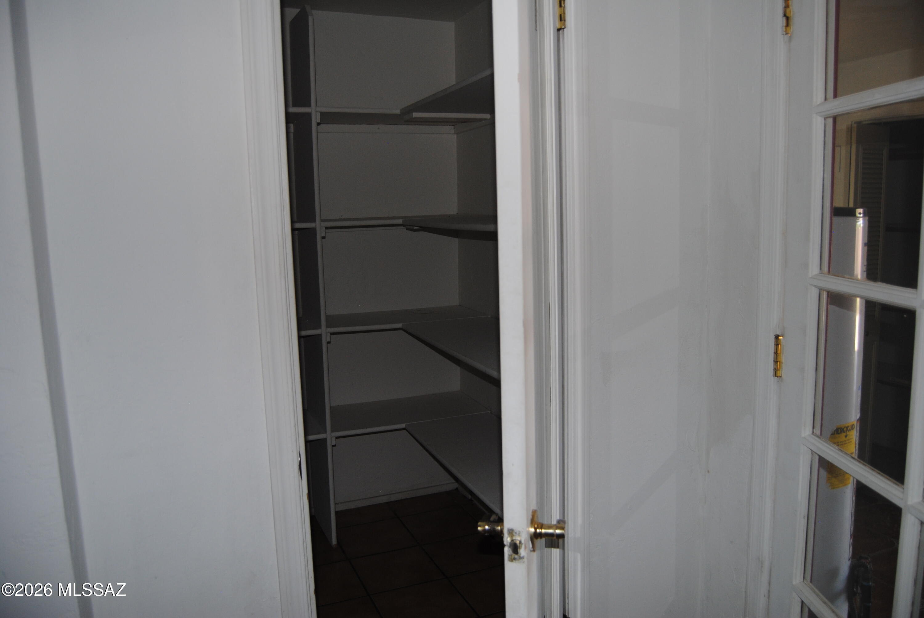 Miracle Mile Manor - Residential Lease