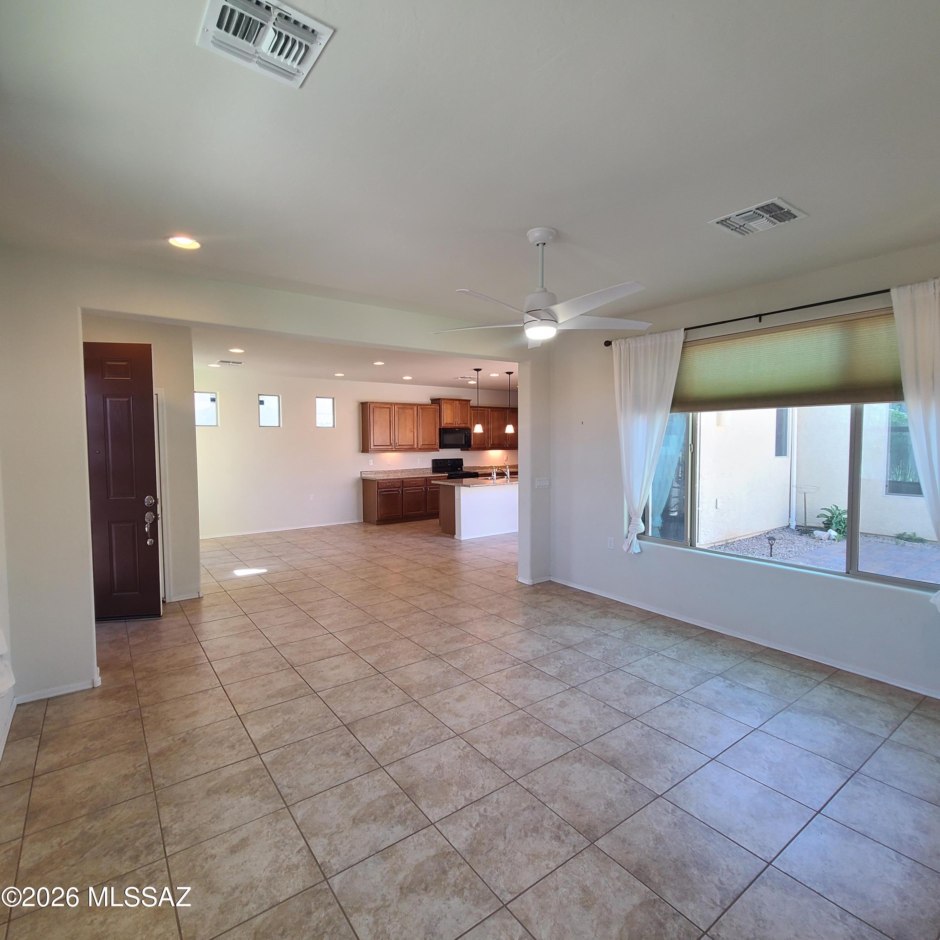 Rancho Del Lago (207-388) - Residential Lease