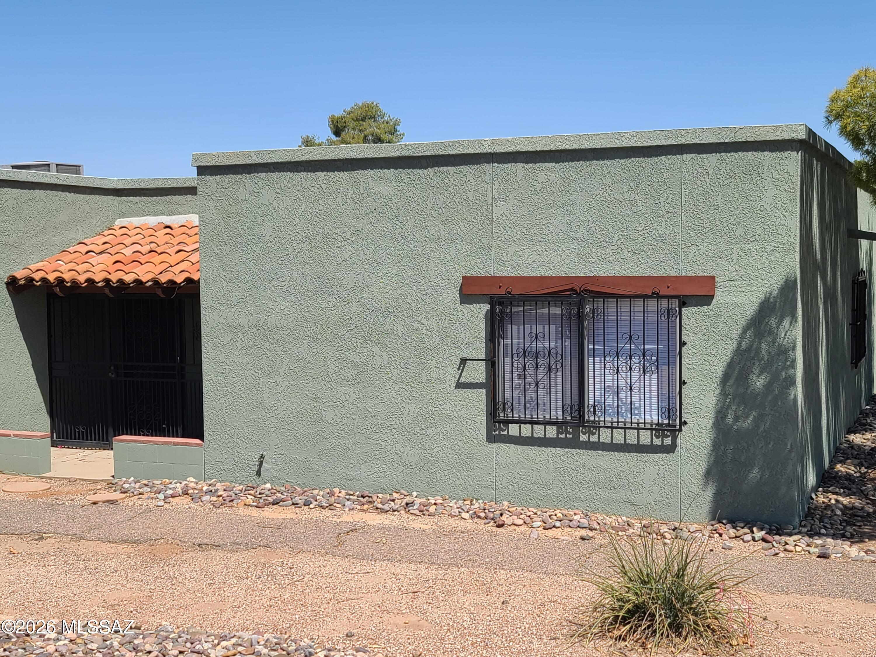 Spanish Meadows Twnhss (1-105) - Residential