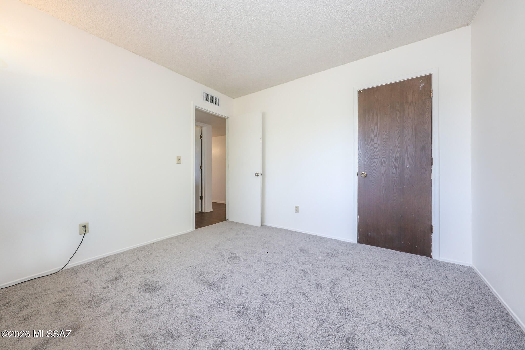Twenty-Nine Palms (1-70) - Residential Lease