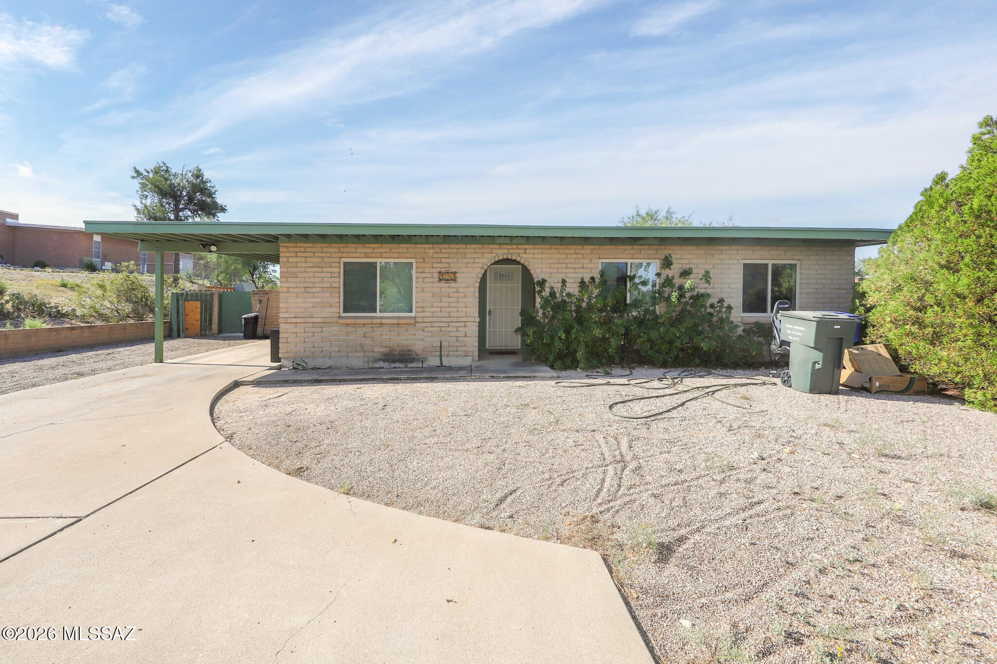 Twenty-Nine Palms (1-70) - Residential Lease