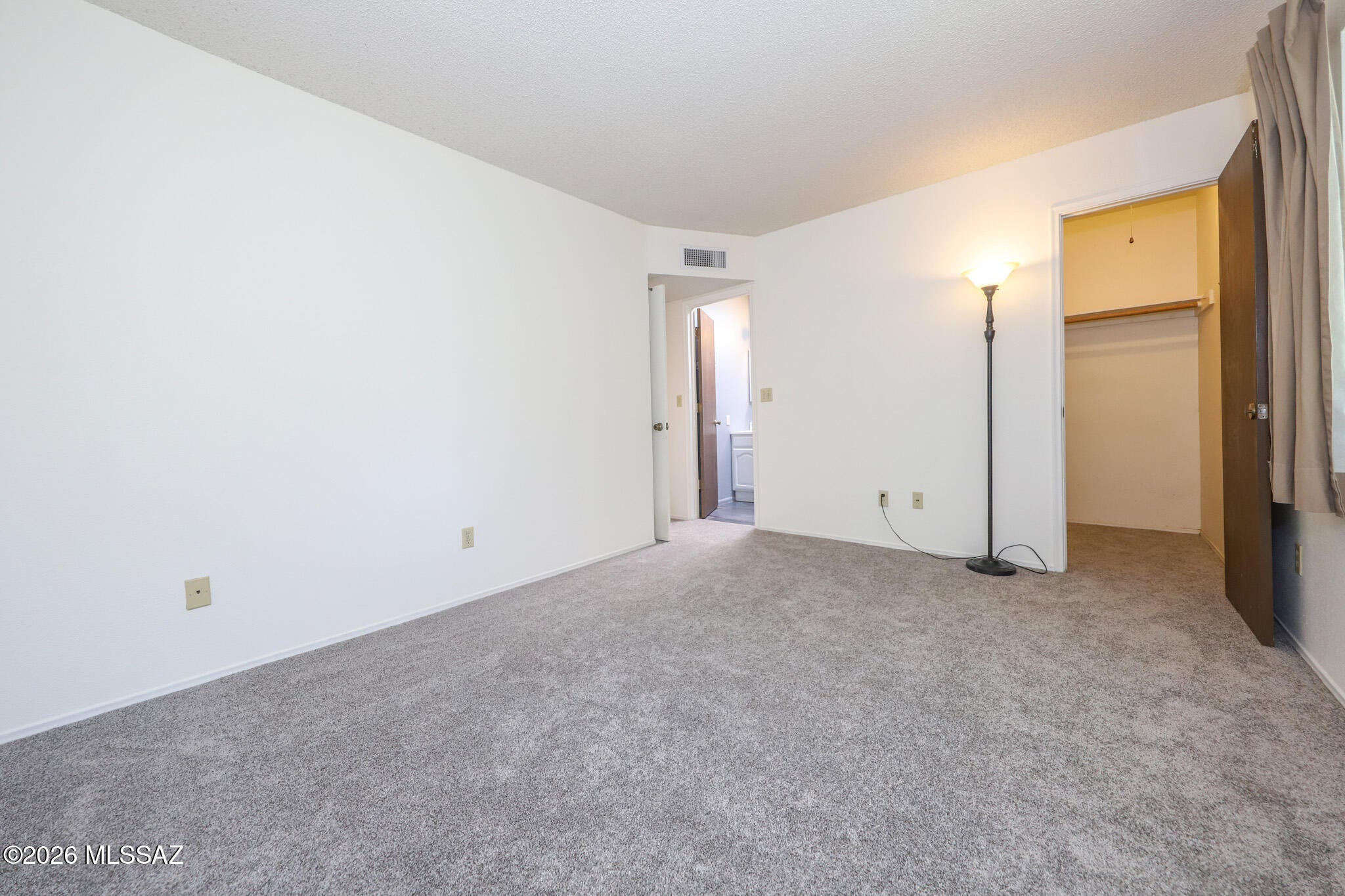 Twenty-Nine Palms (1-70) - Residential Lease
