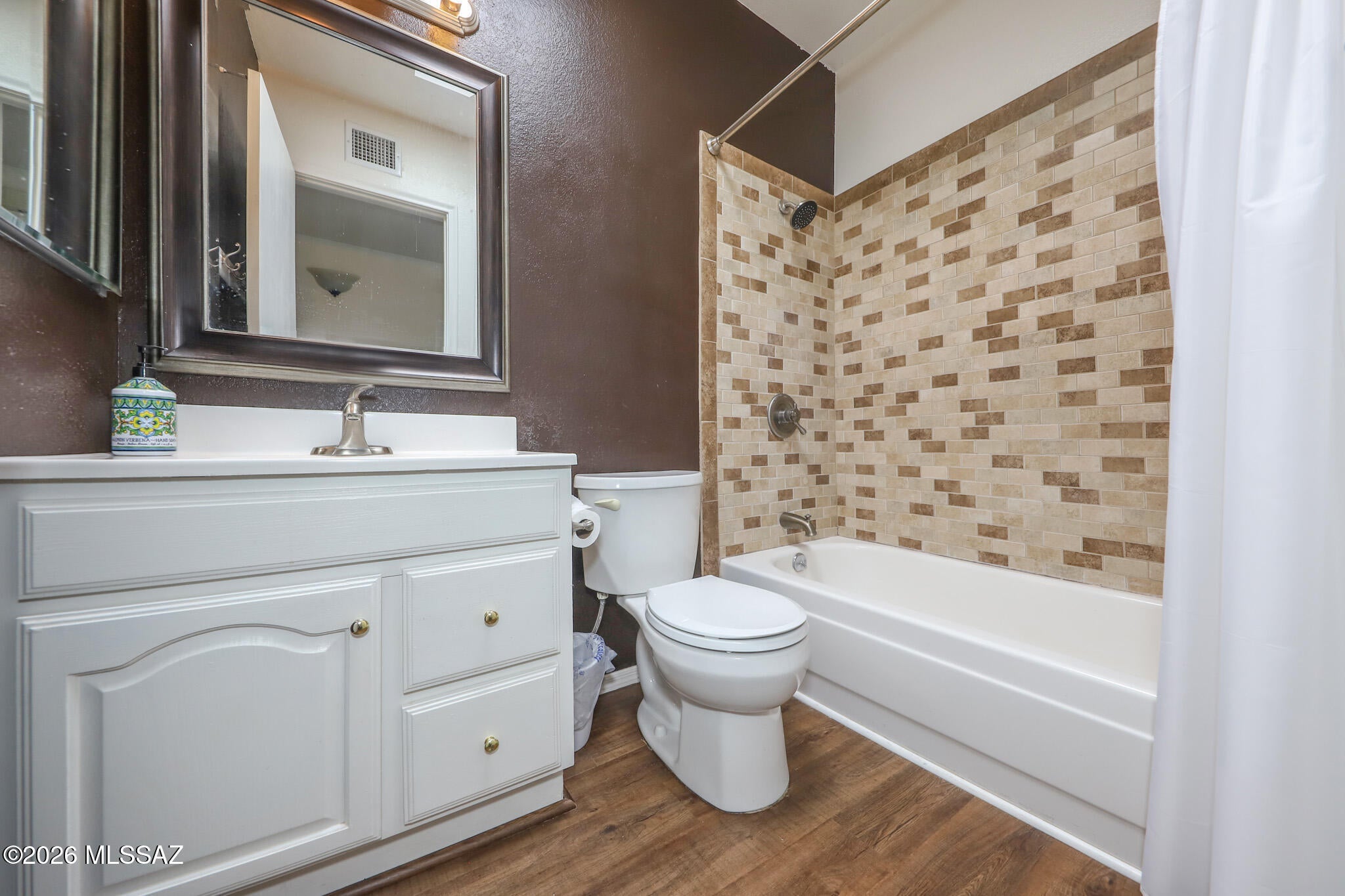 Twenty-Nine Palms (1-70) - Residential Lease