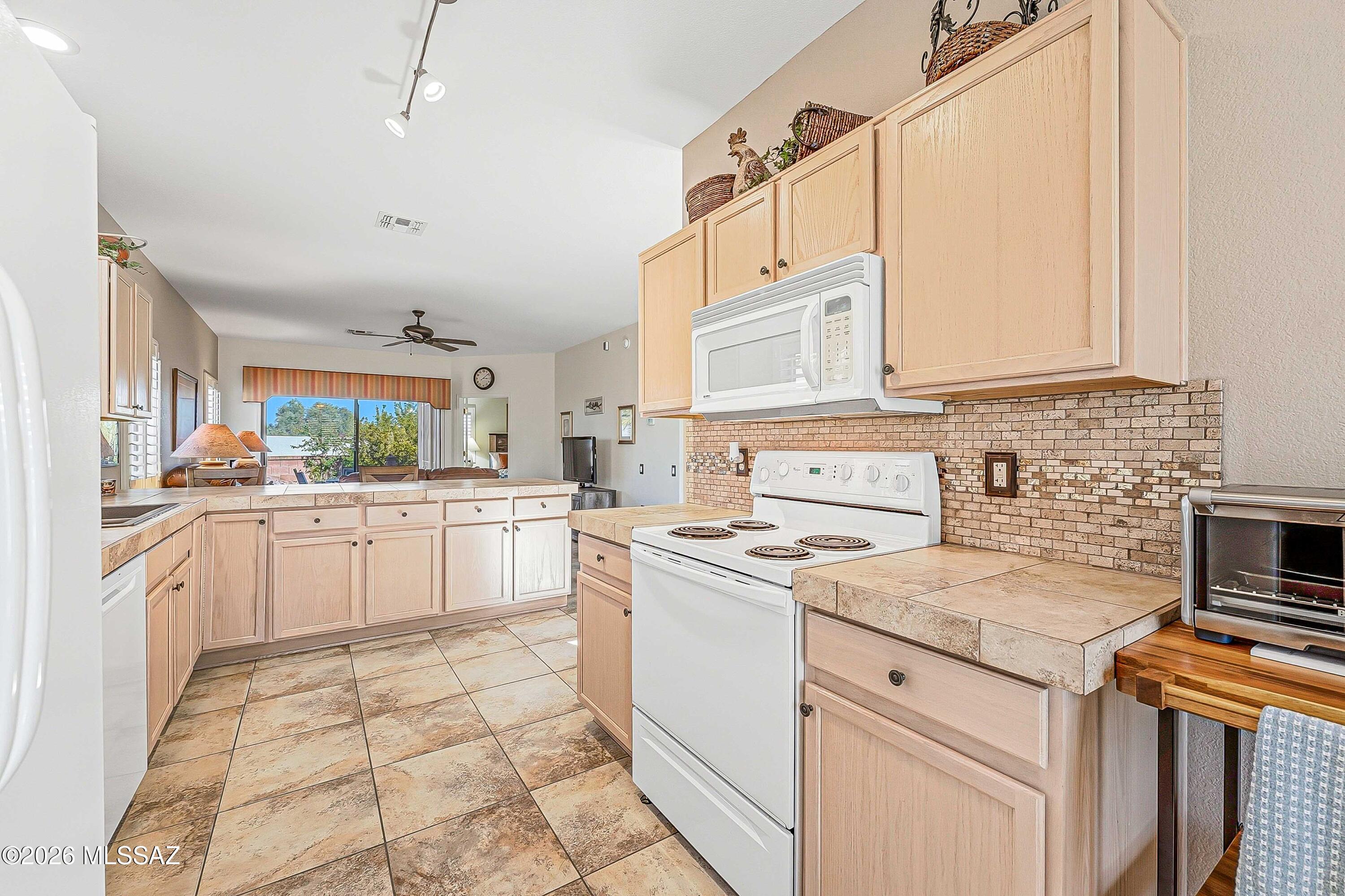 Las Campanas BLK G (96-216) - Residential