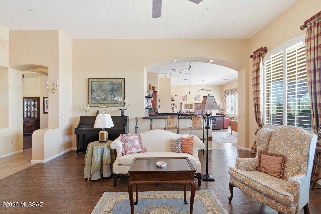 Dos Lagos at Dove Mountain (1-91) - Residential