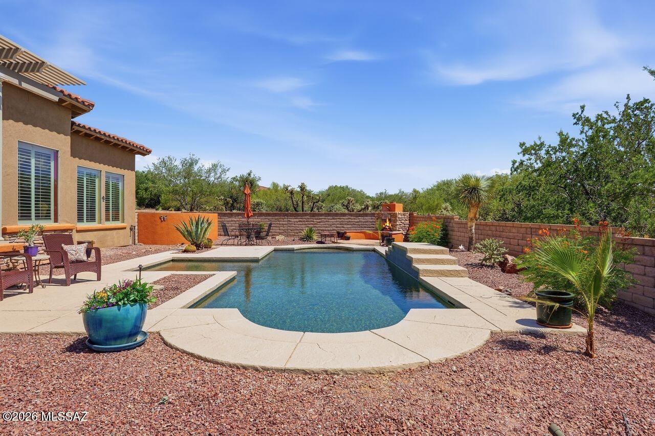 Dos Lagos at Dove Mountain (1-91) - Residential