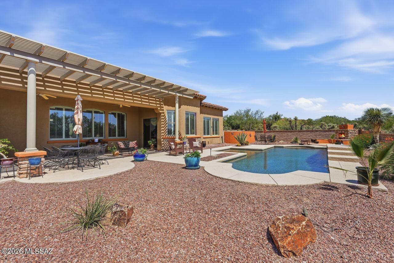 Dos Lagos at Dove Mountain (1-91) - Residential