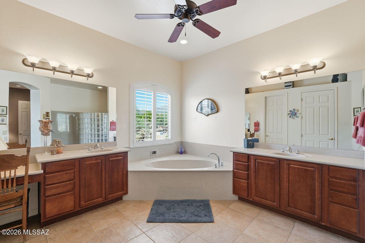 Dos Lagos at Dove Mountain (1-91) - Residential